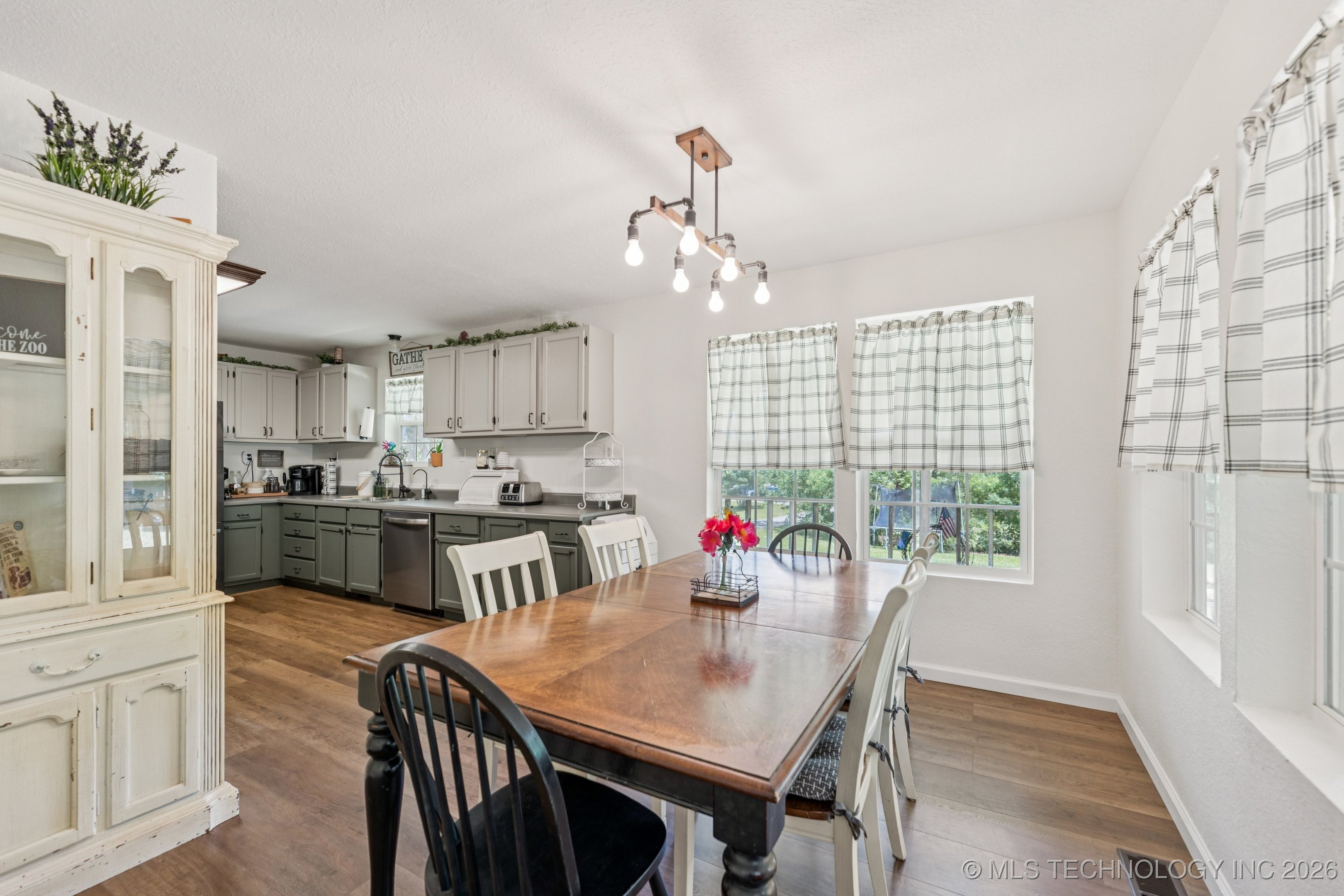 363270 E 5700 Road Property Photo 11