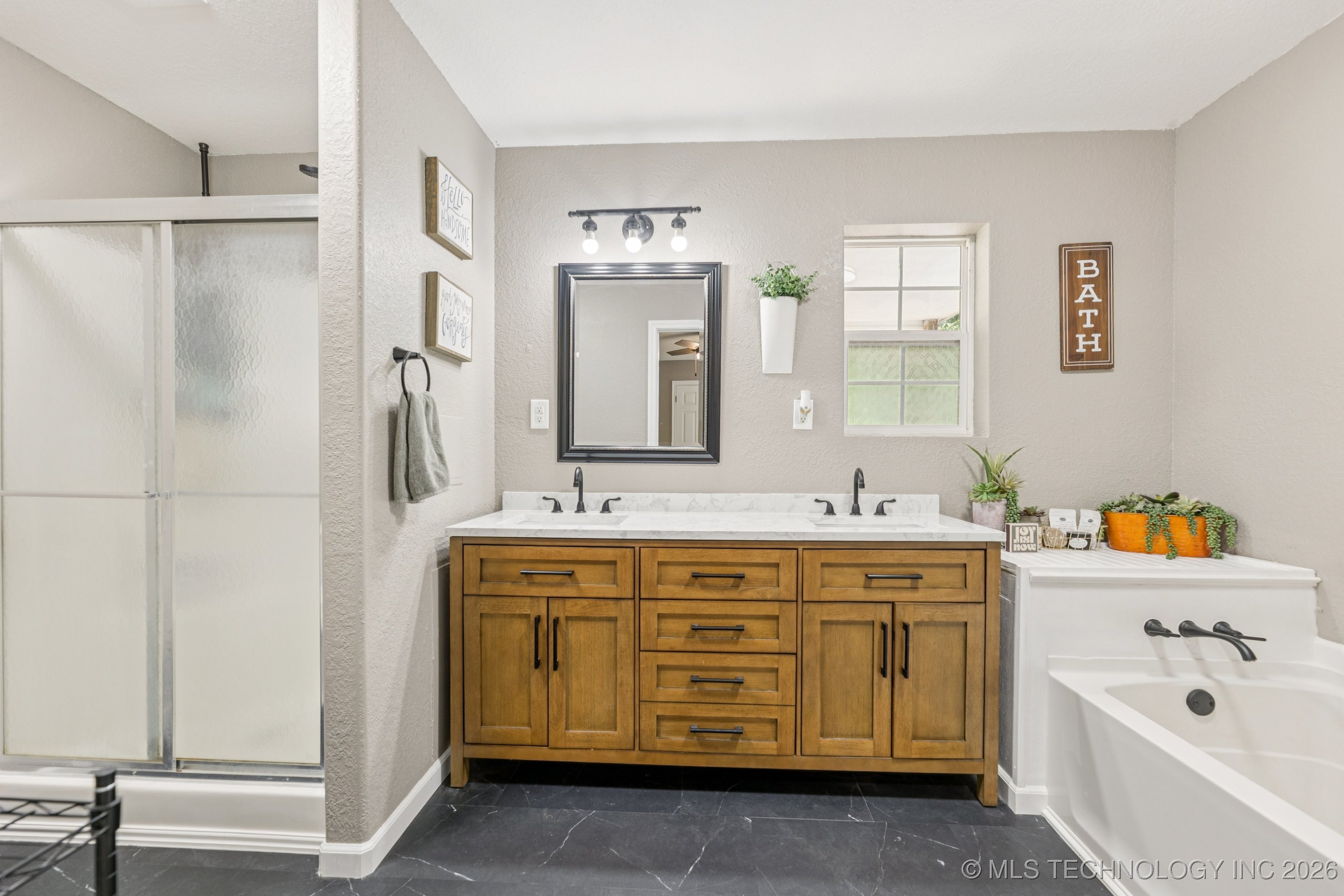 363270 E 5700 Road Property Photo 17