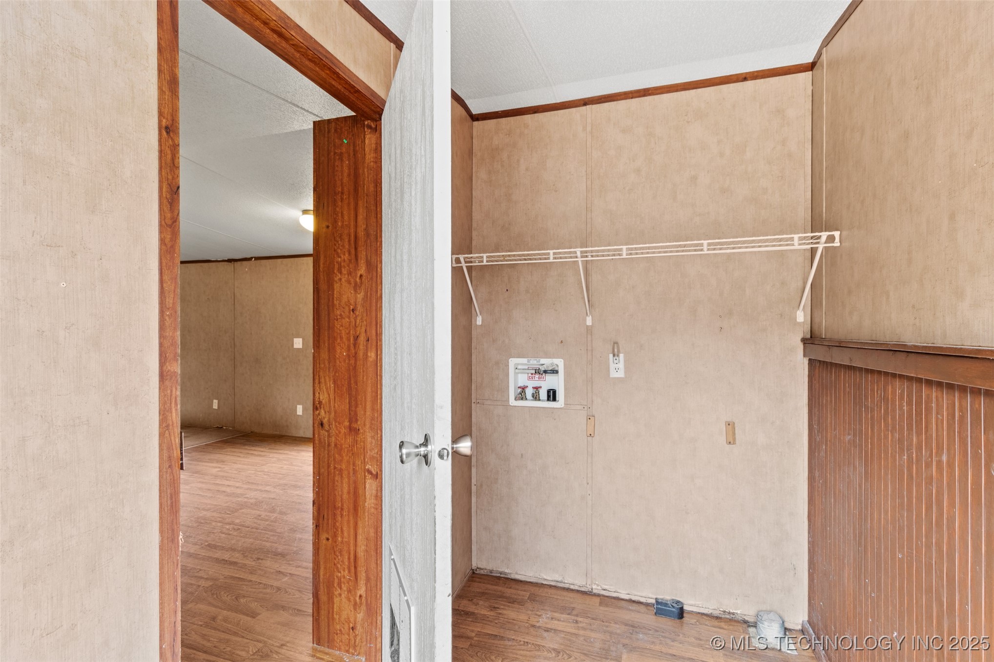 604 W Cowley Avenue W Property Photo 18