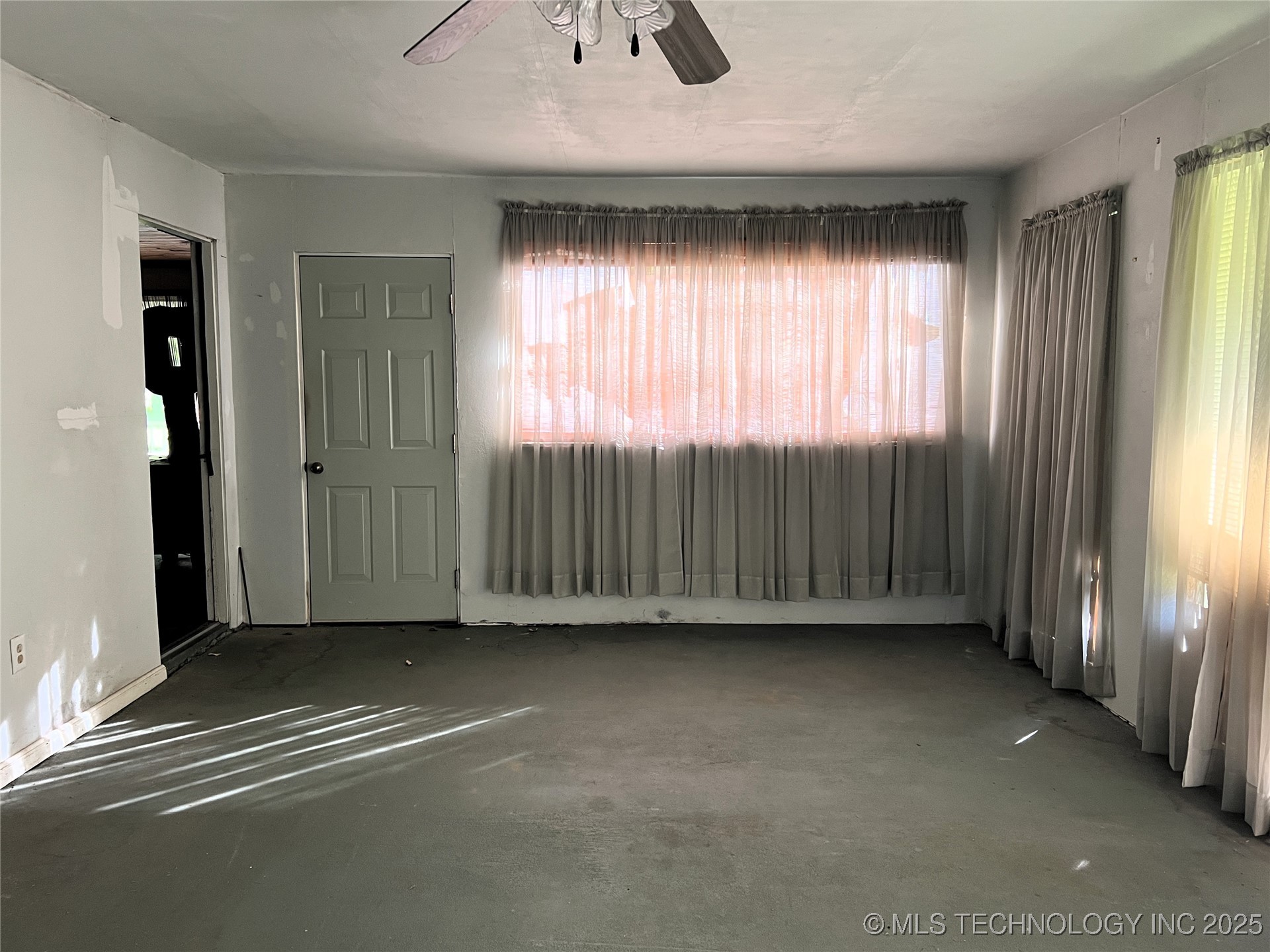 23243 Spicer Property Photo 10