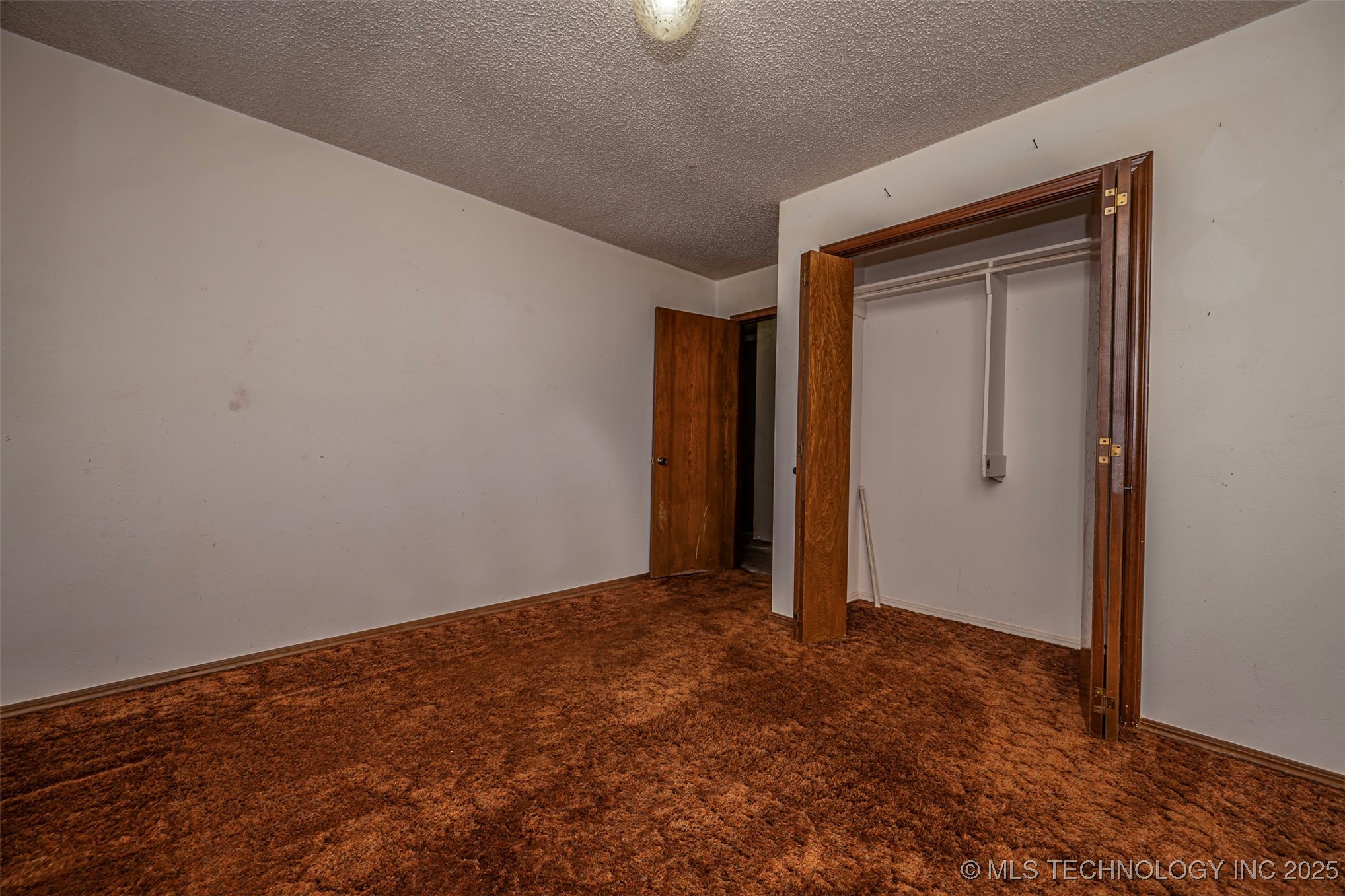 2810 Harvey Property Photo 11