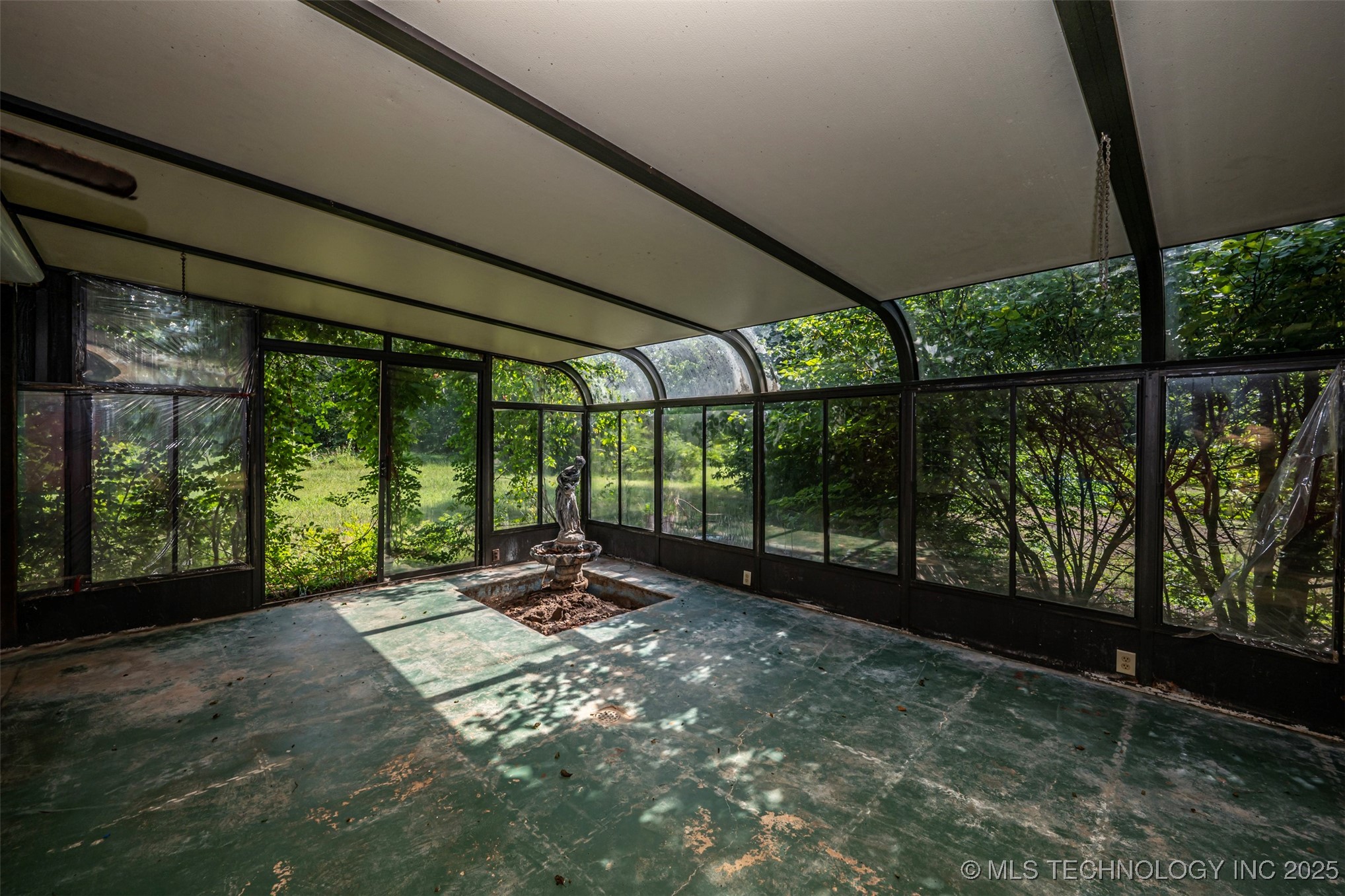 2810 Harvey Property Photo 15