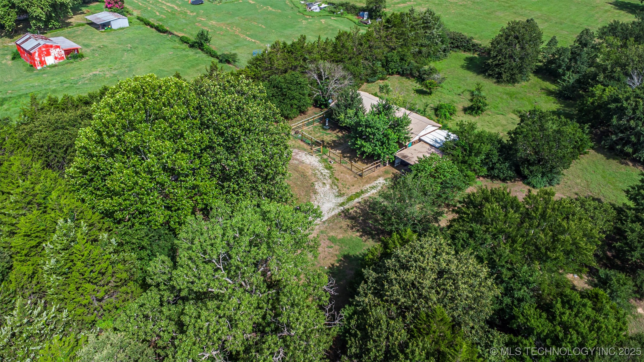 2810 Harvey Property Photo 19