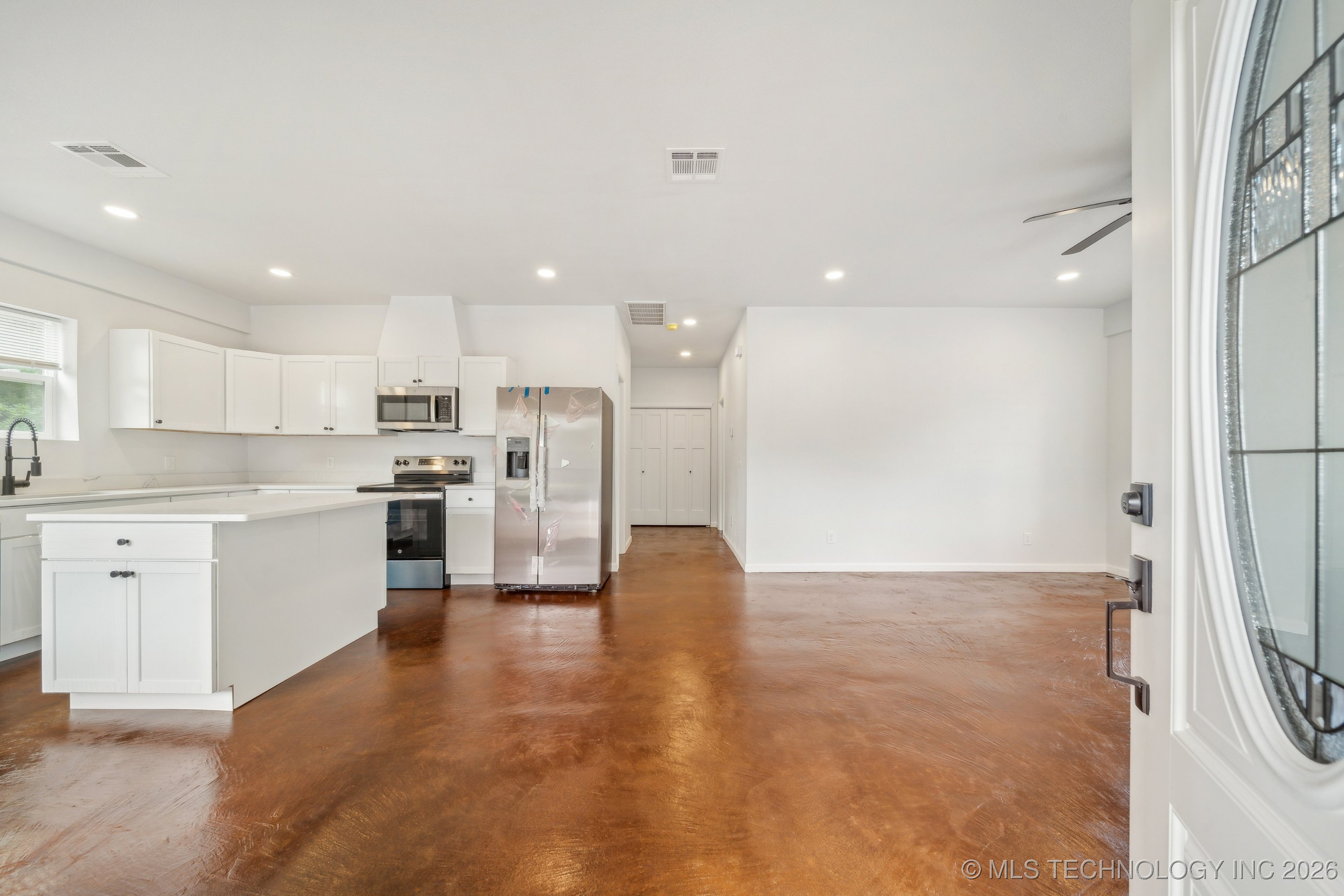 26685 Teal Circle Property Photo 7