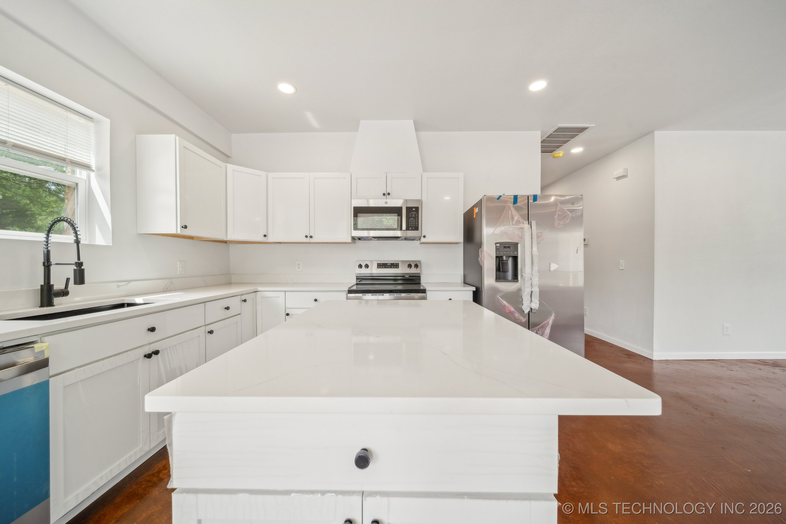 26685 Teal Circle Property Photo 10