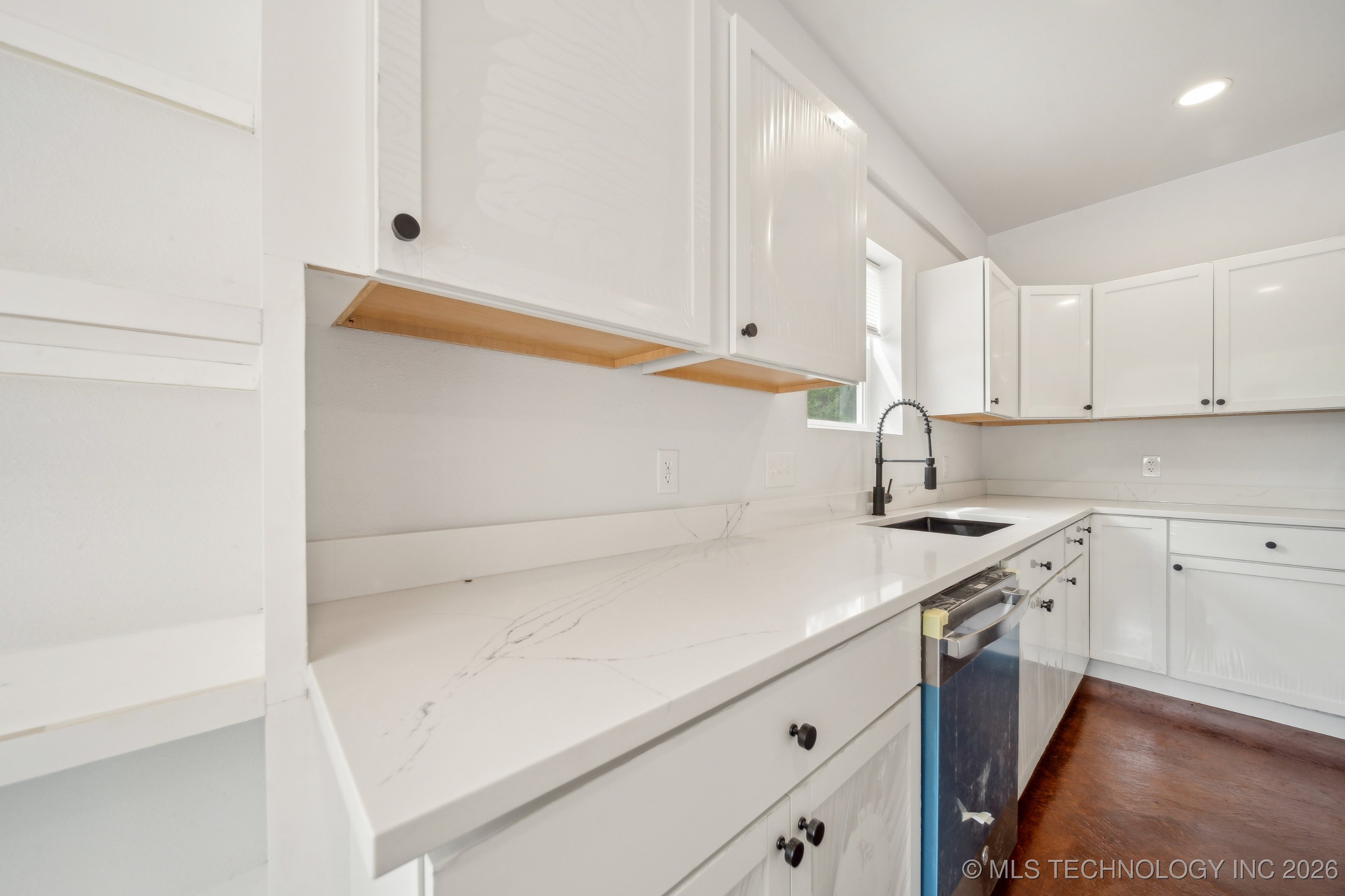 26685 Teal Circle Property Photo 11