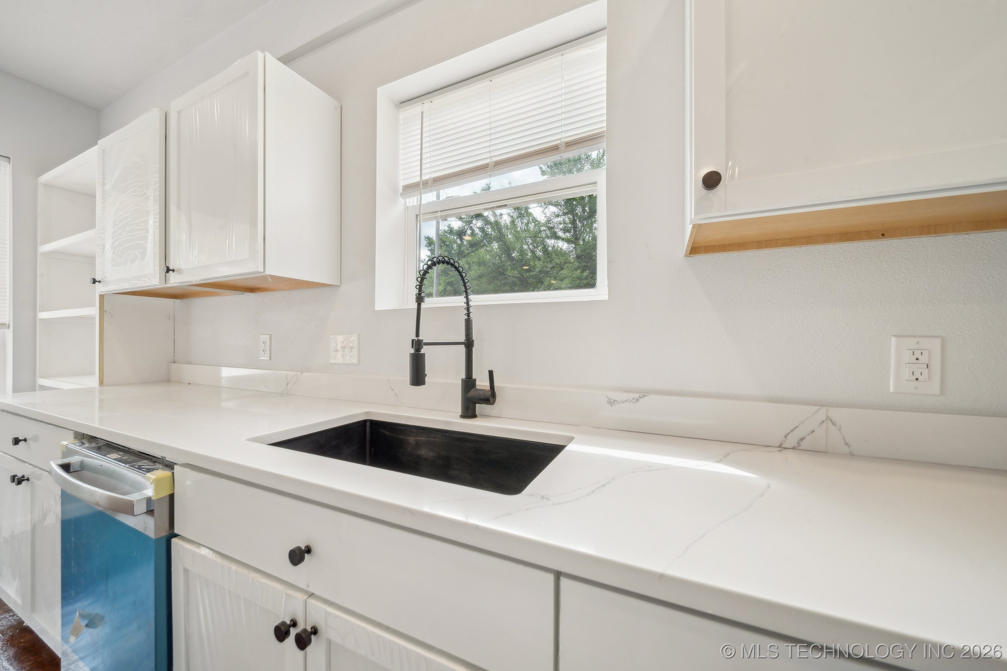 26685 Teal Circle Property Photo 12