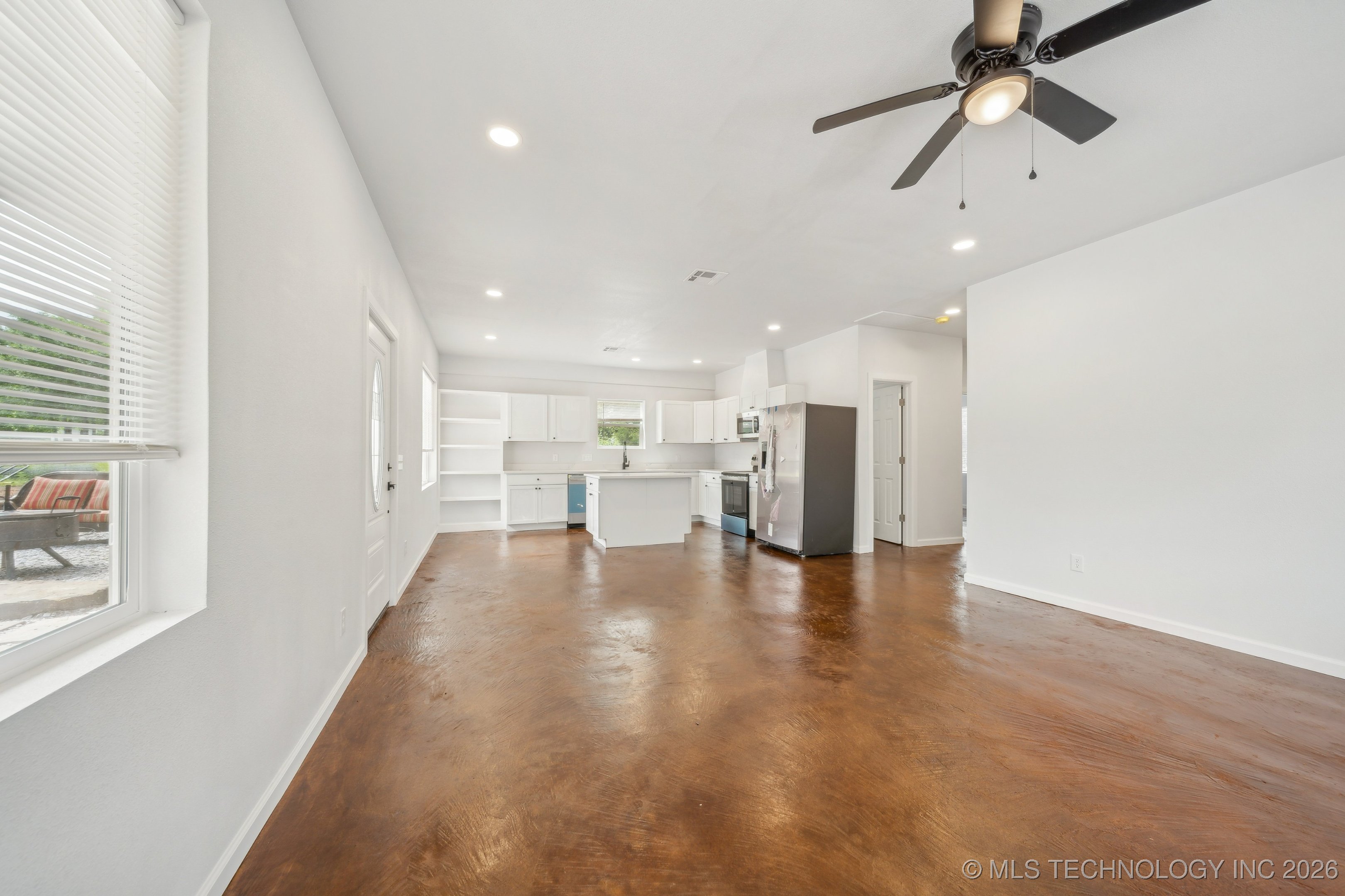 26685 Teal Circle Property Photo 16