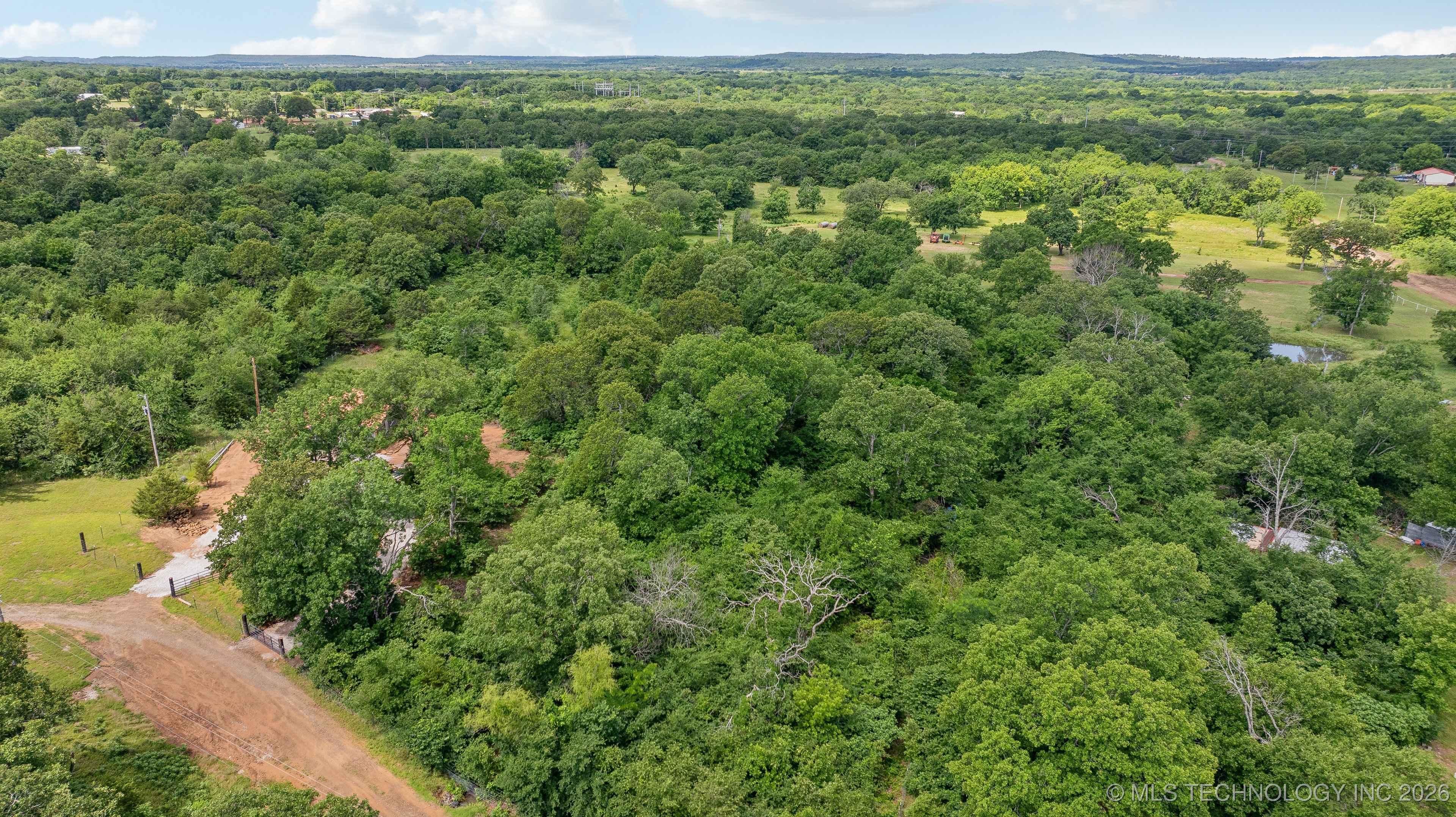 26685 Teal Circle Property Photo 41