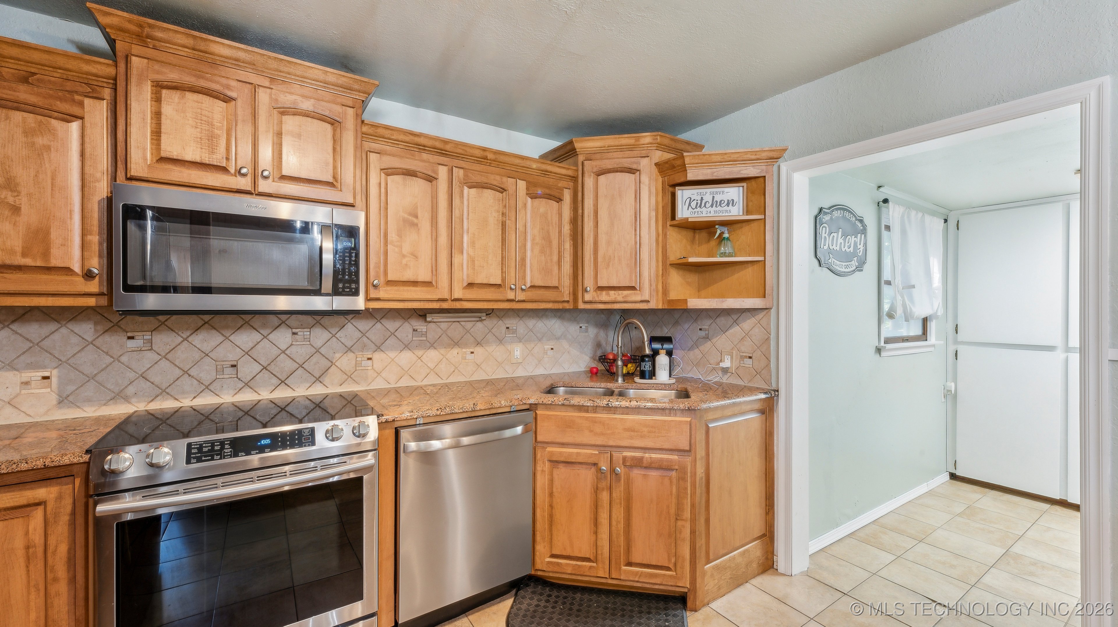 4212 W Stonehenge Drive Property Photo 13