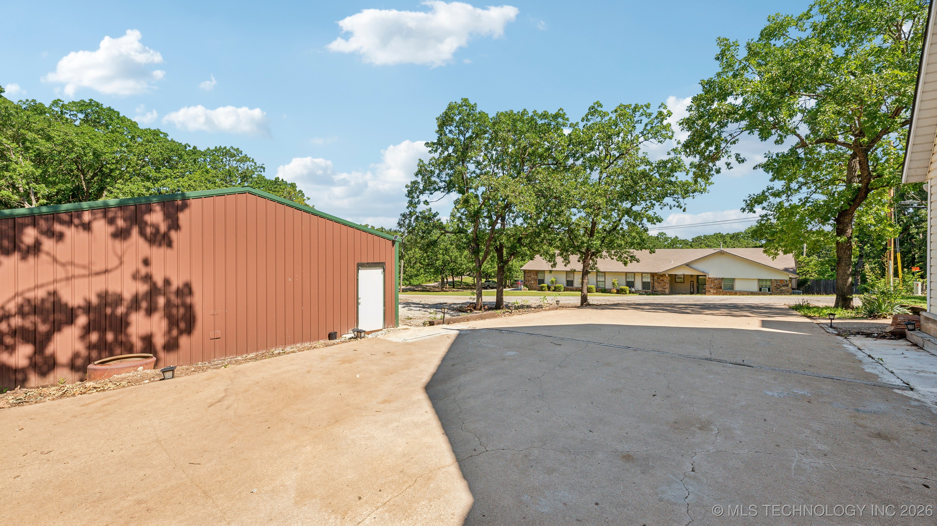 4212 W Stonehenge Drive Property Photo 36