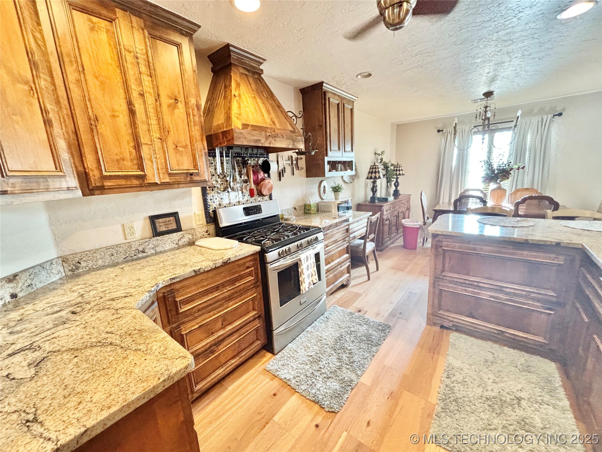 2102 N Peaceful Lane Property Photo 18