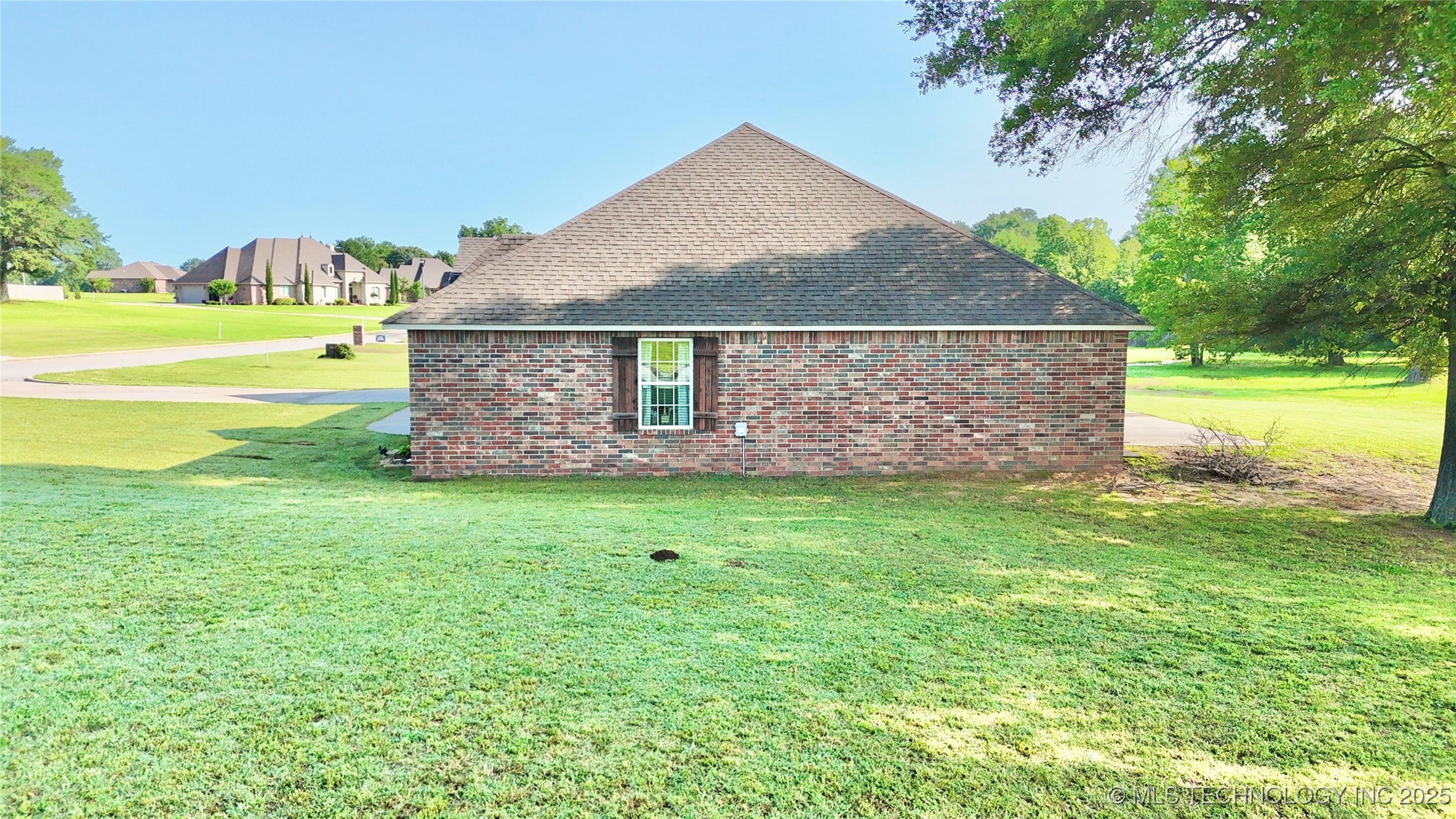2102 N Peaceful Lane Property Photo 51