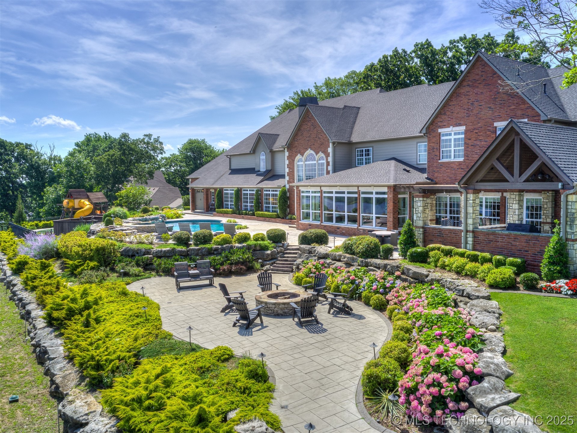 34159 E 698 Road Property Photo 1