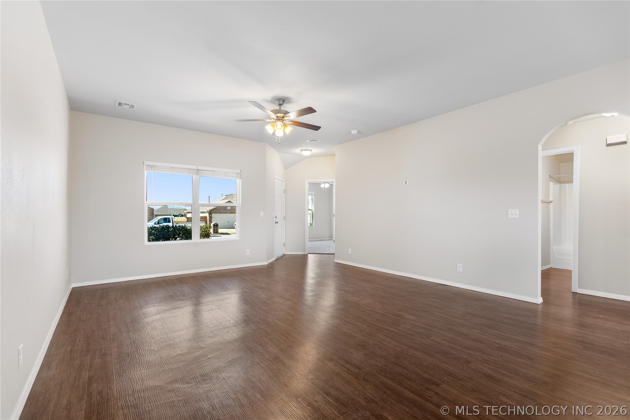 11425 S 240th East Avenue Property Photo 7