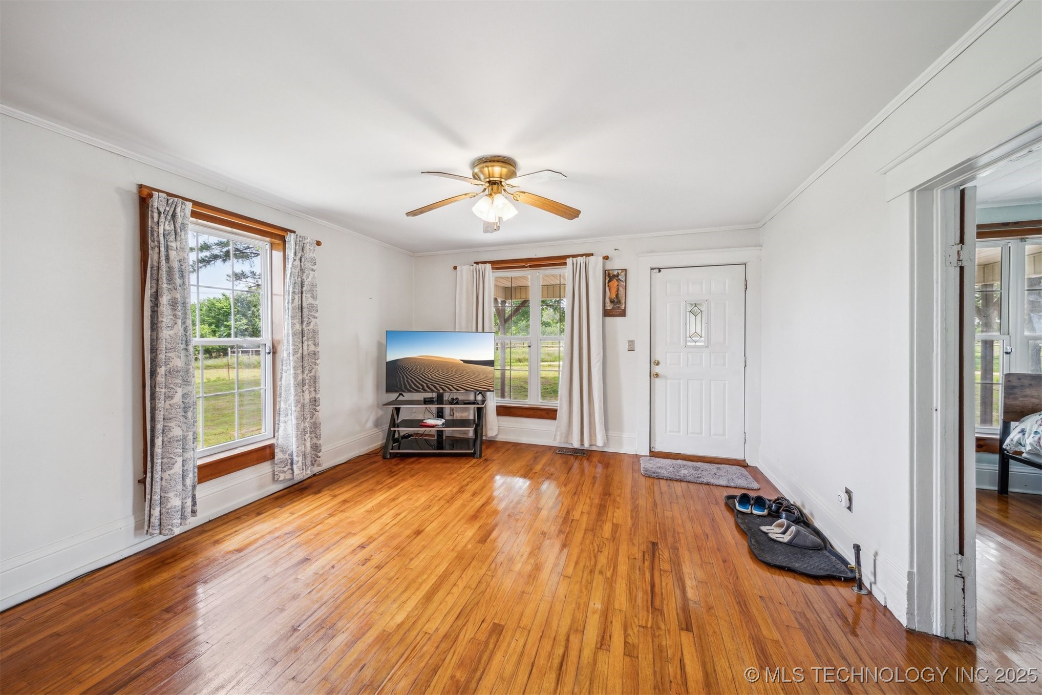 11029 N 3670 Road Property Photo 5