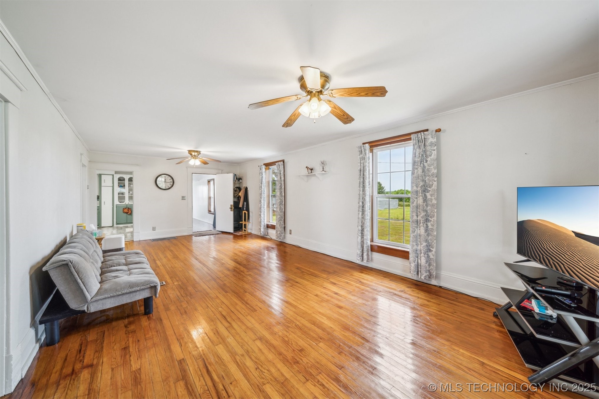 11029 N 3670 Road Property Photo 6