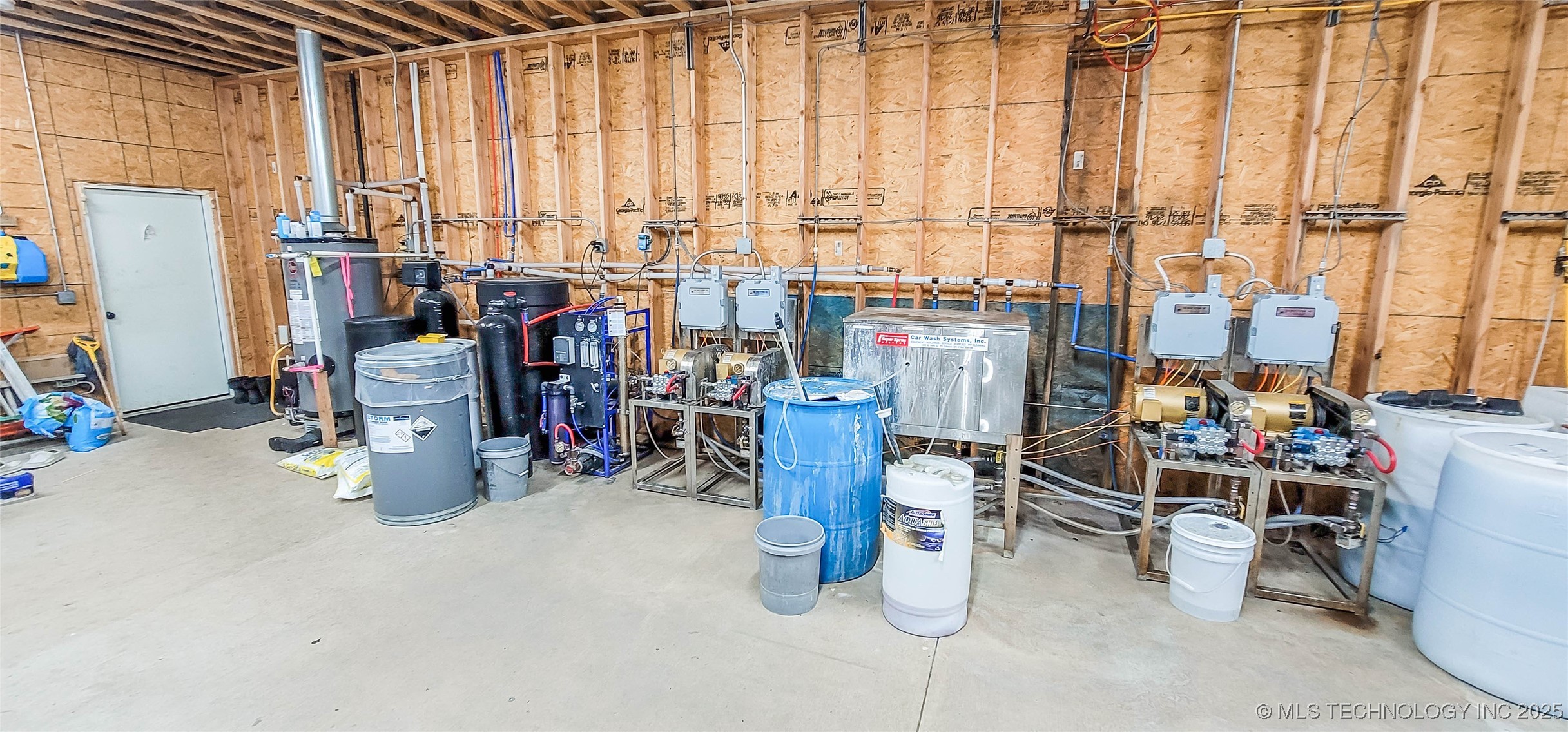 1228 W Gentry Avenue Property Photo 26