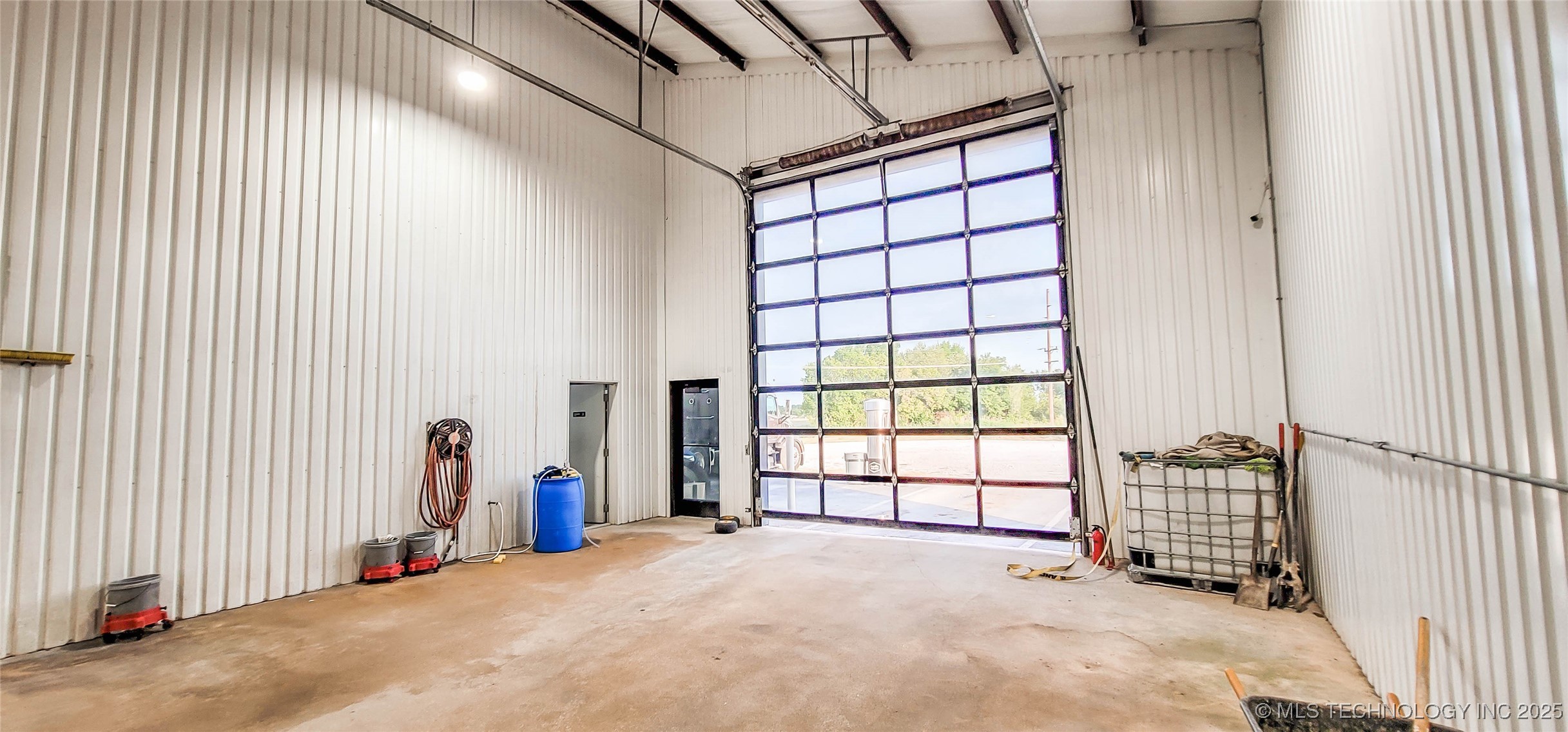 1228 W Gentry Avenue Property Photo 44