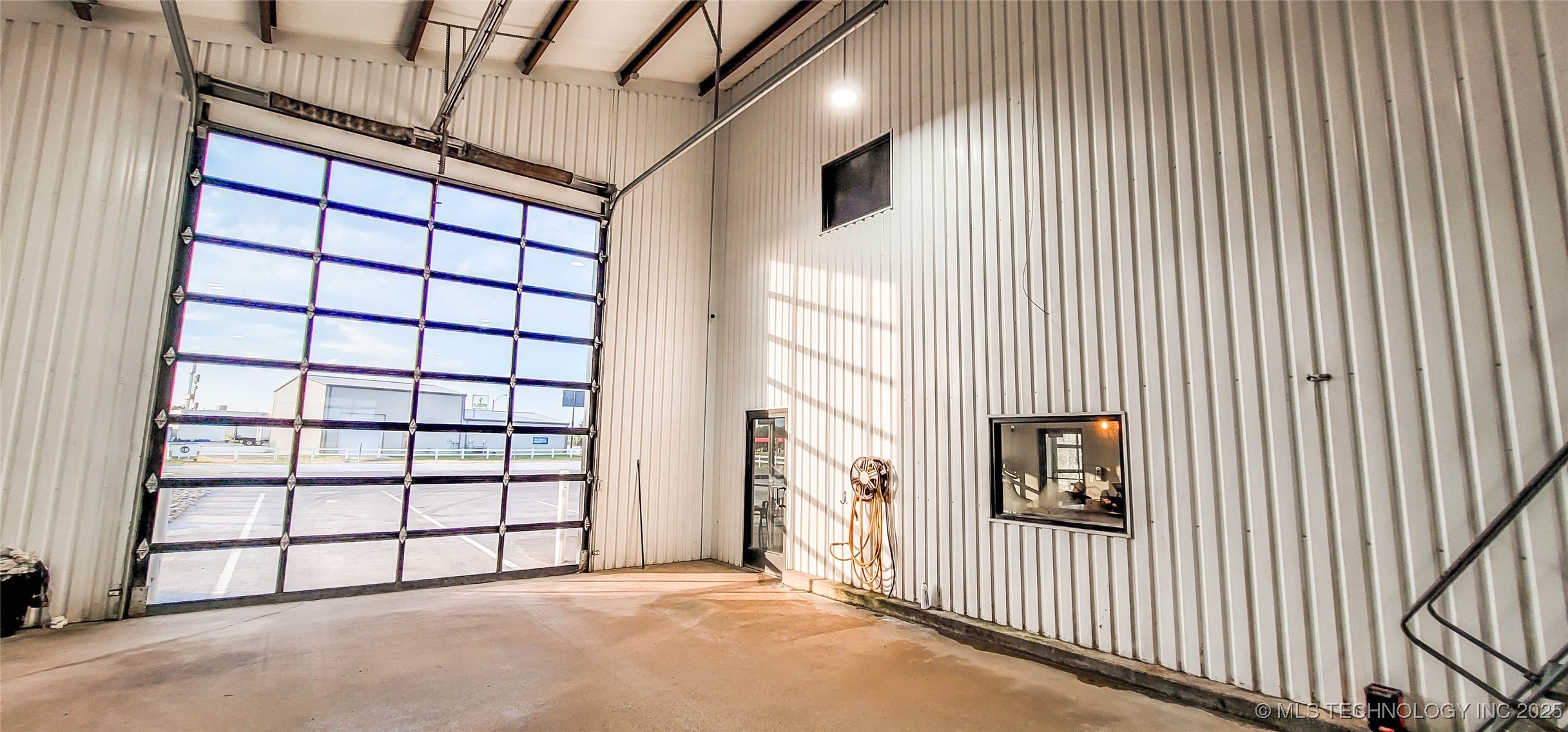 1228 W Gentry Avenue Property Photo 49