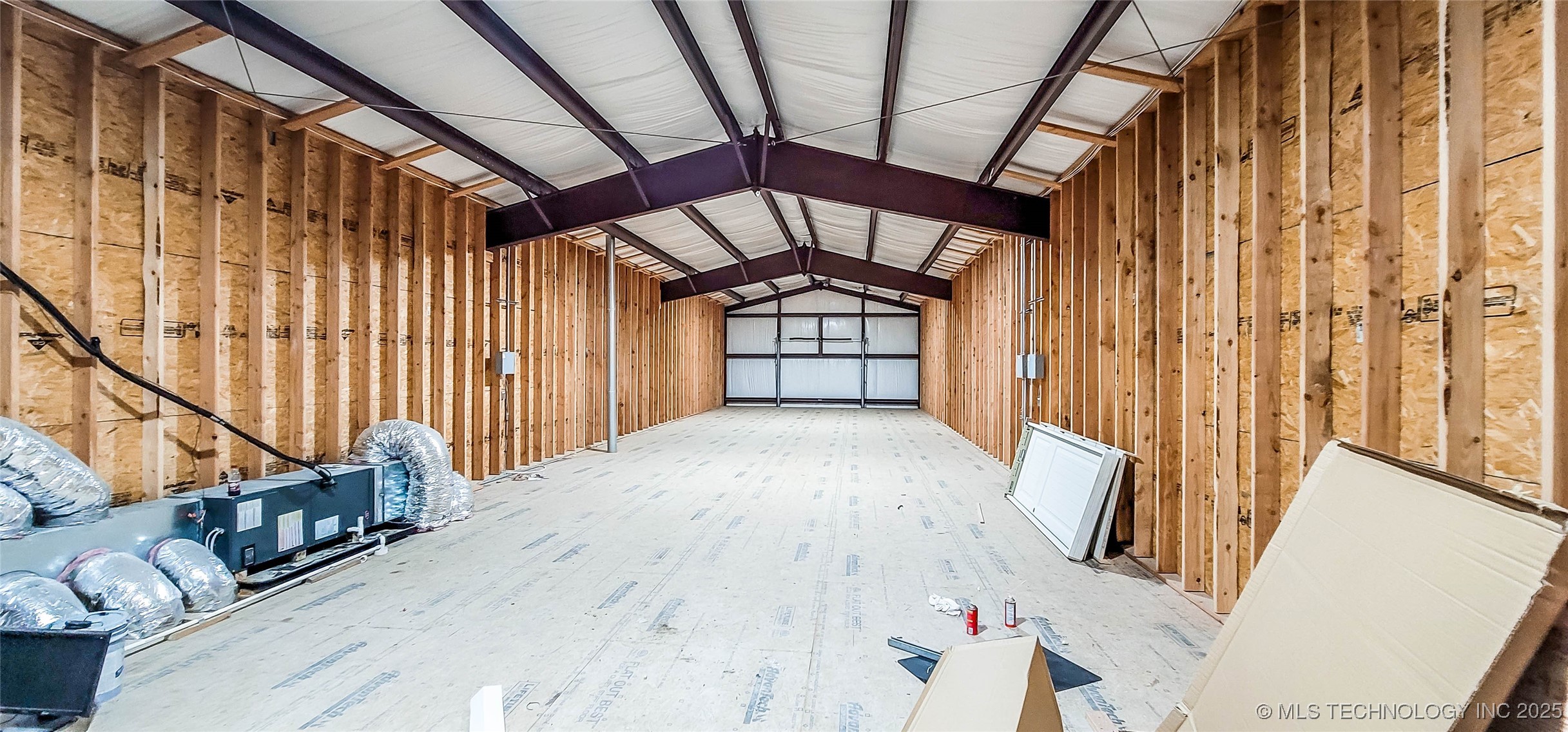 1228 W Gentry Avenue Property Photo 68