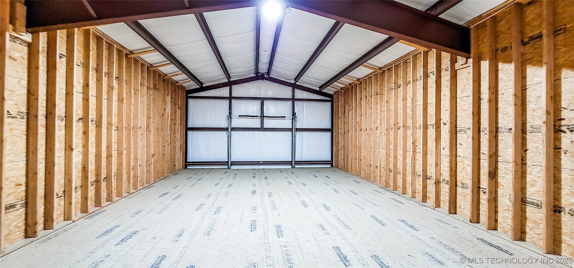 1228 W Gentry Avenue Property Photo 72