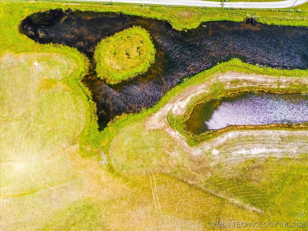 20 Wild Rose Road Property Photo 8