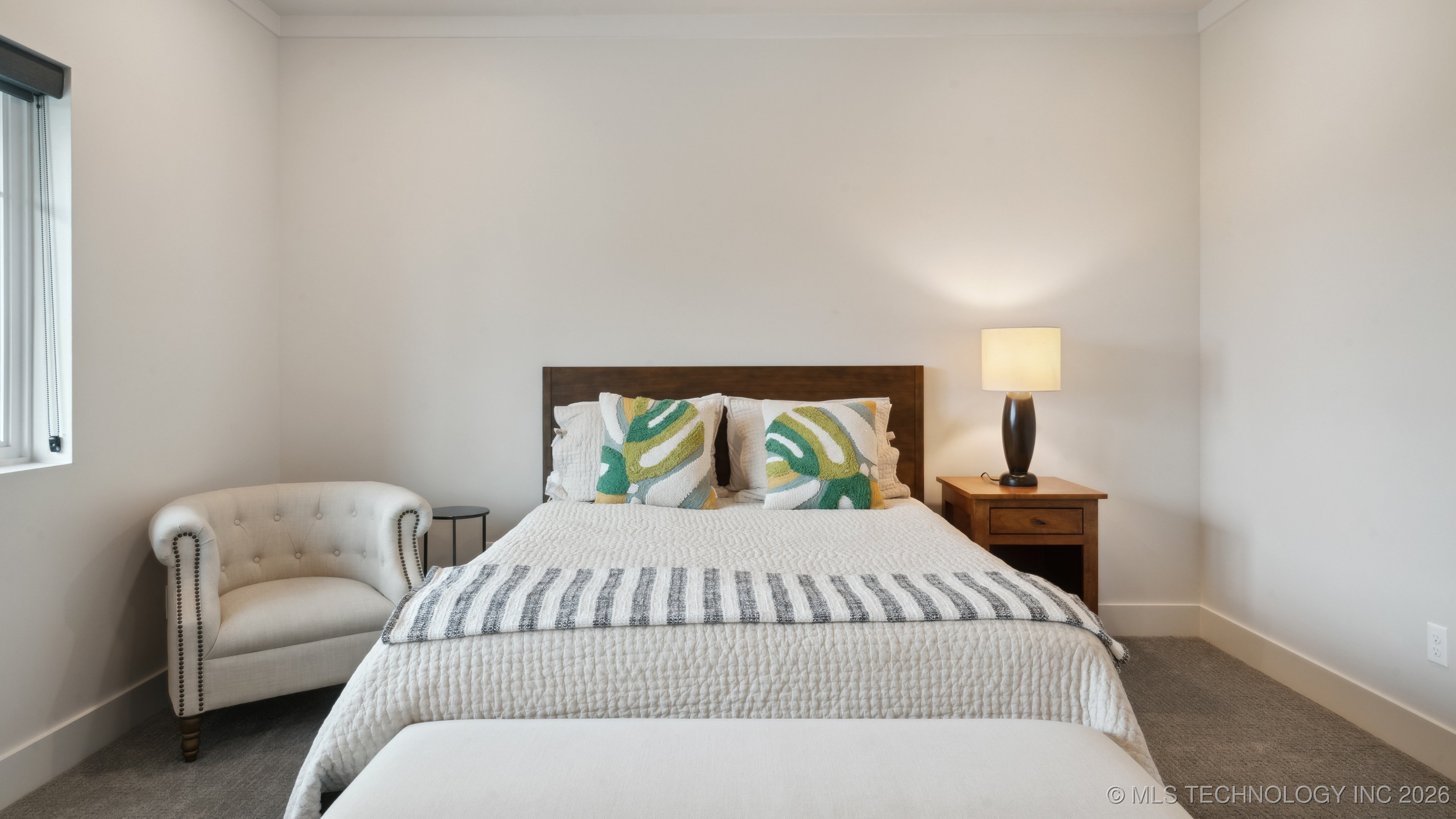 3755 S Riverside Drive 3755 Property Photo 16