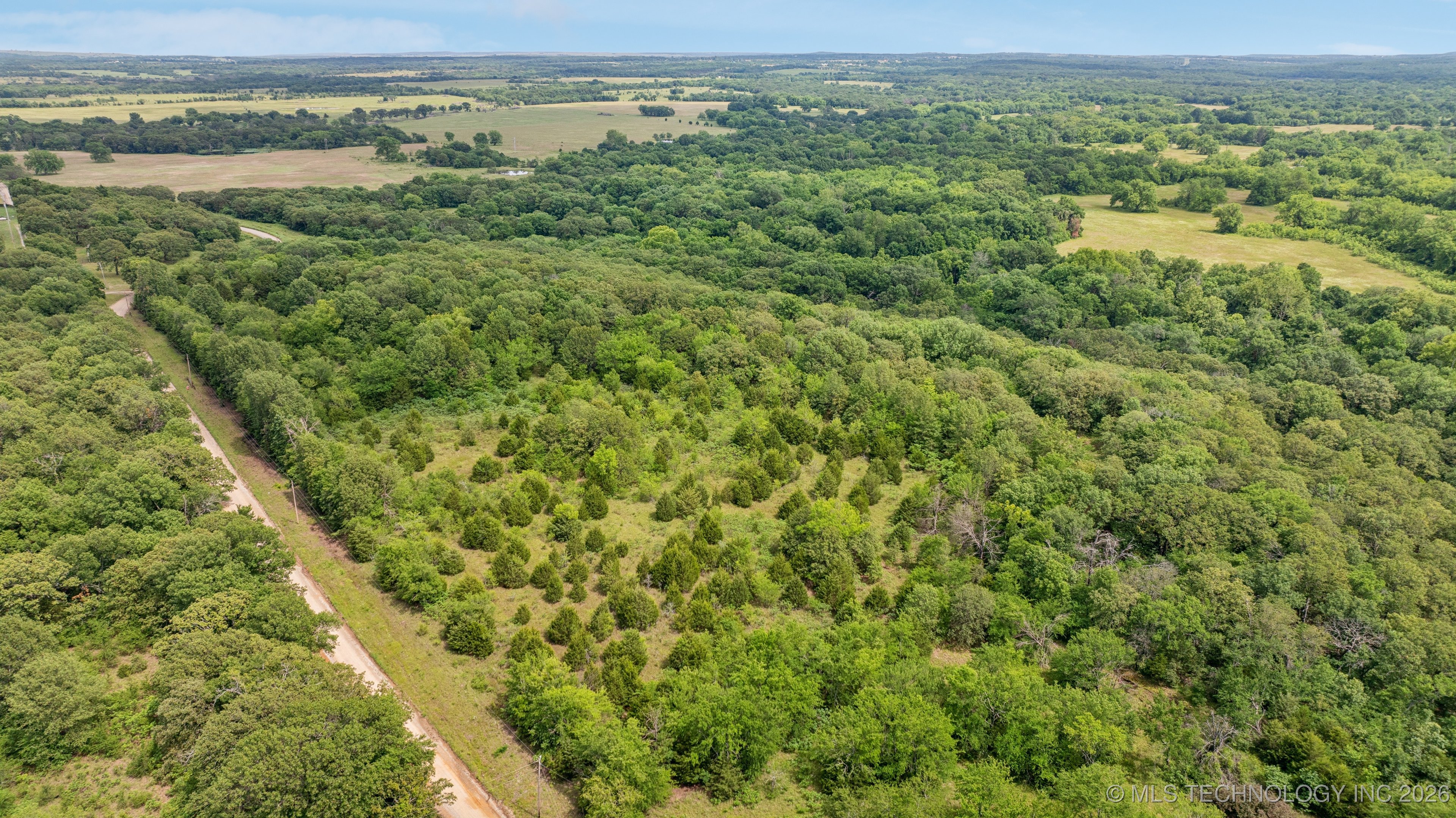 E 1020 Road Property Photo 6