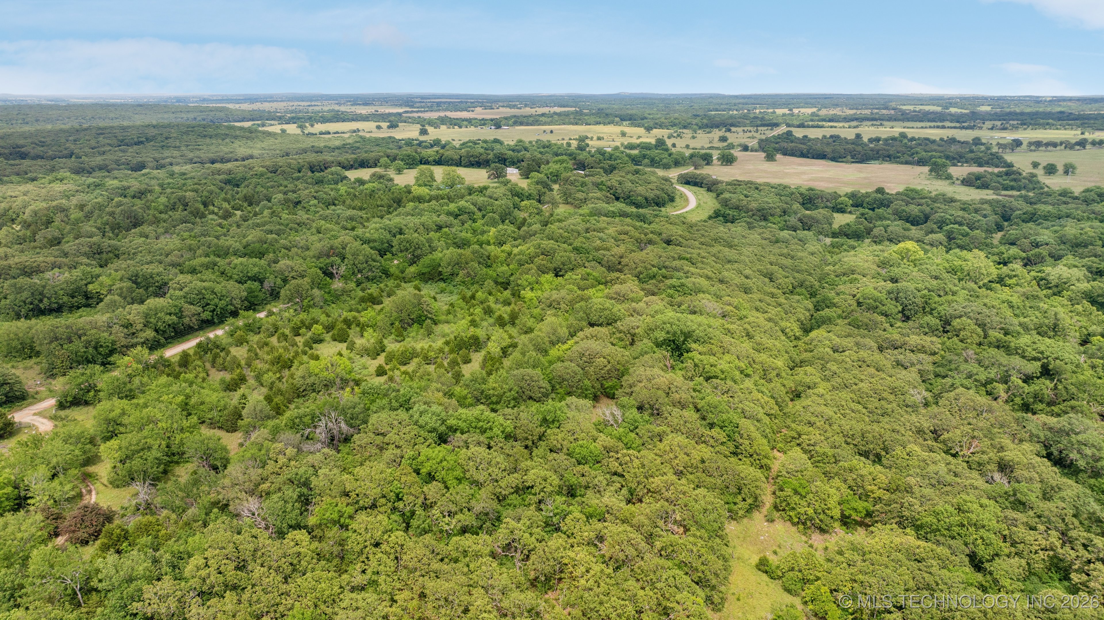 E 1020 Road Property Photo 8