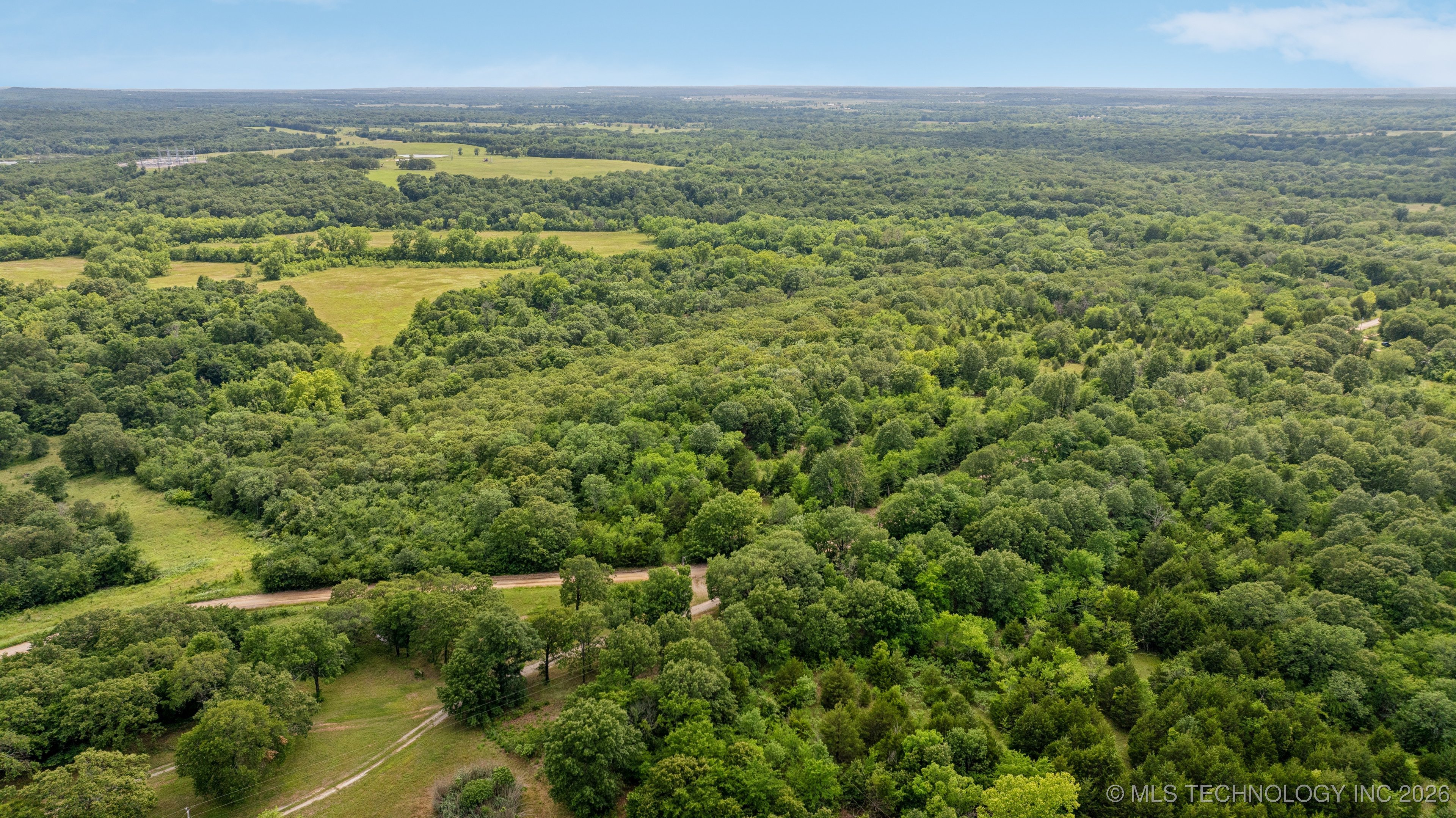 E 1020 Road Property Photo 12