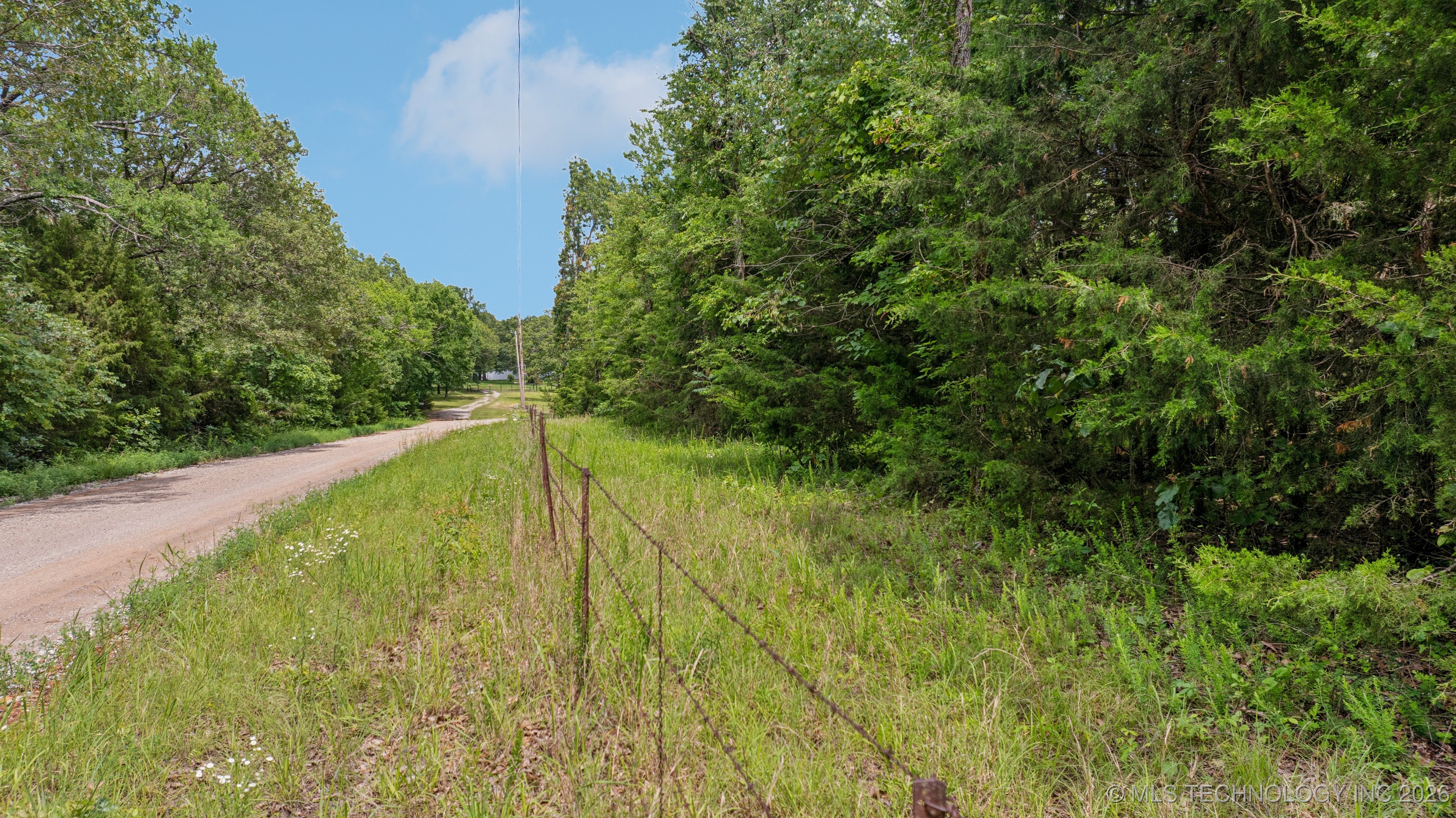 E 1020 Road Property Photo 16