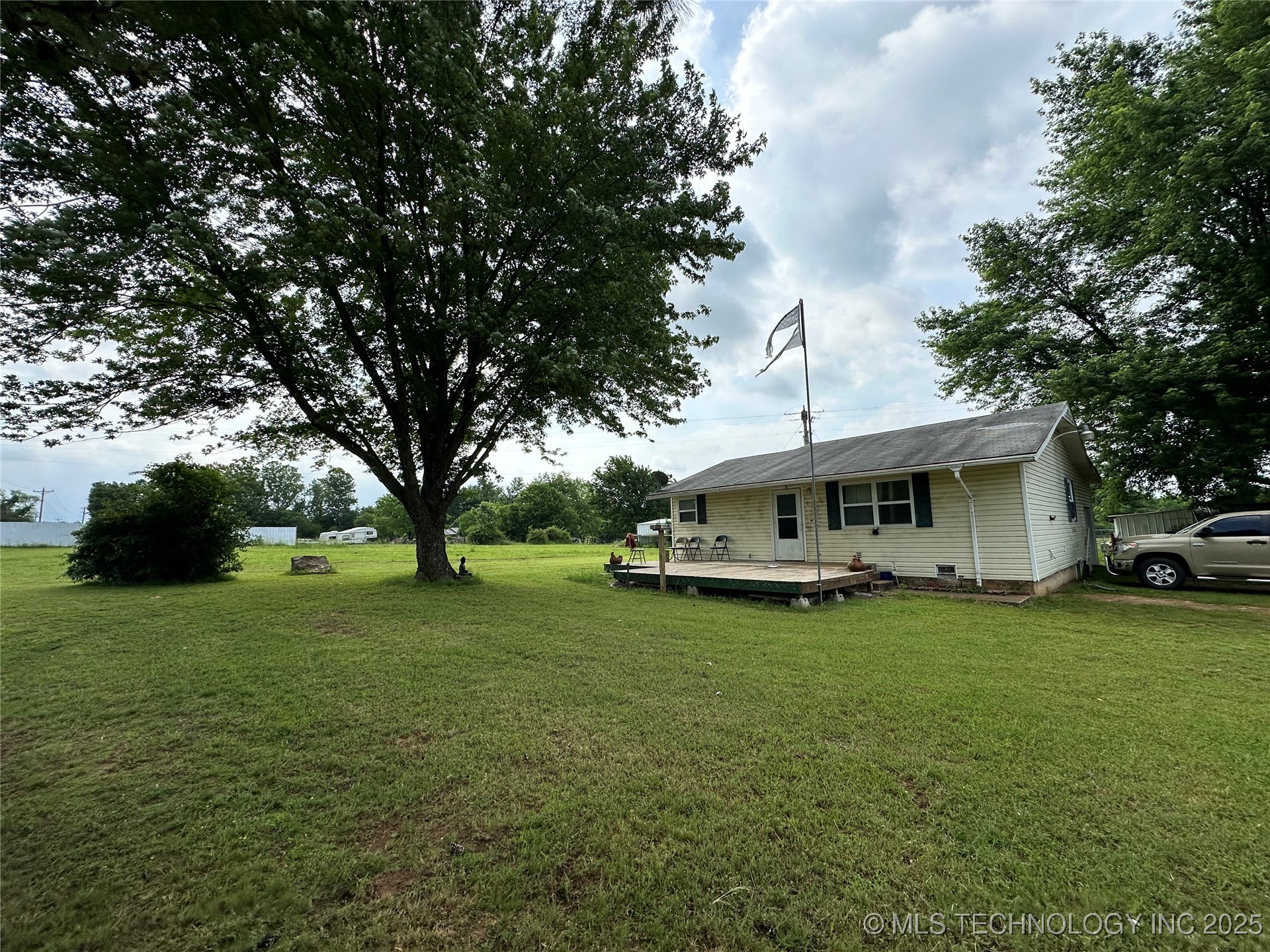 6773 E 133rd Street S Property Photo 1