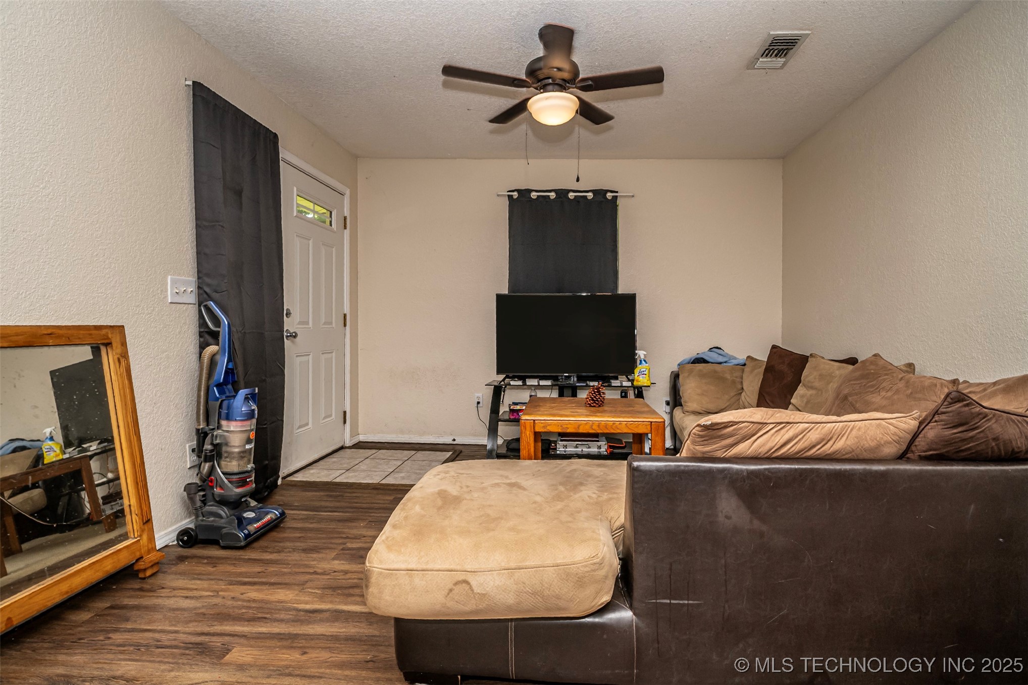 204 S 11th Property Photo 5