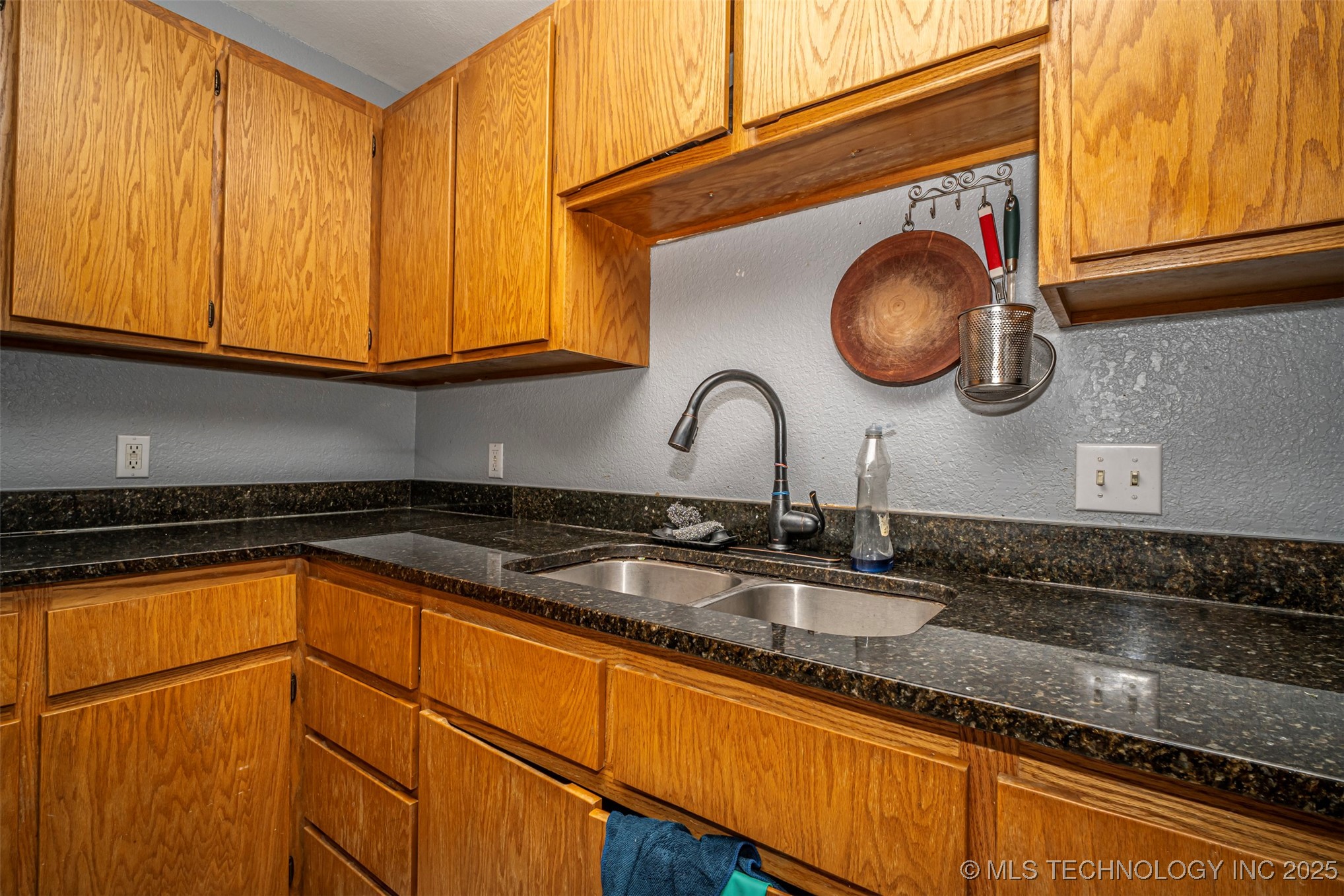 204 S 11th Property Photo 24