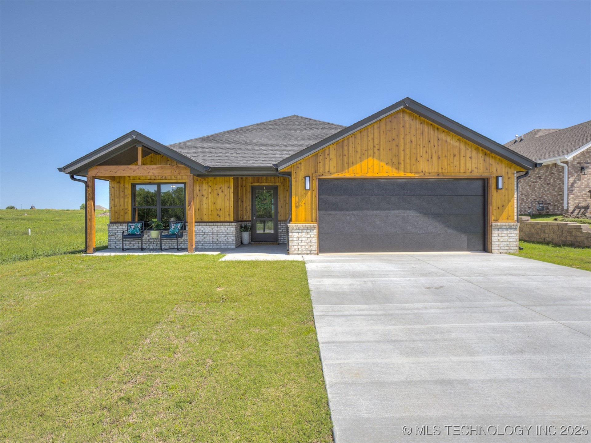 5908 Coldspring Lane Property Photo 1