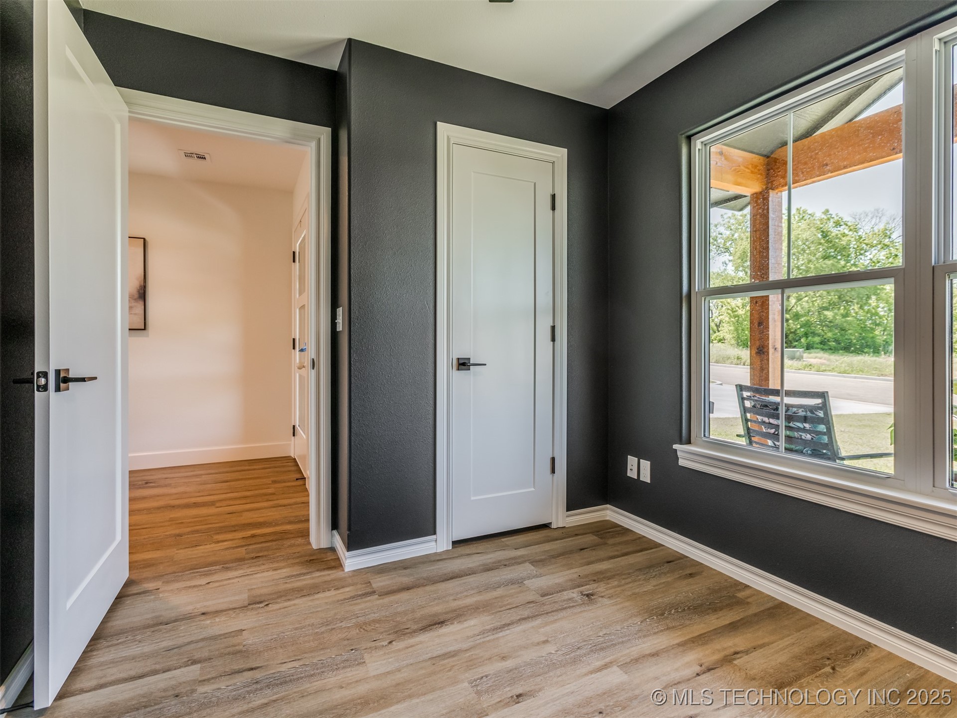 5908 Coldspring Lane Property Photo 4