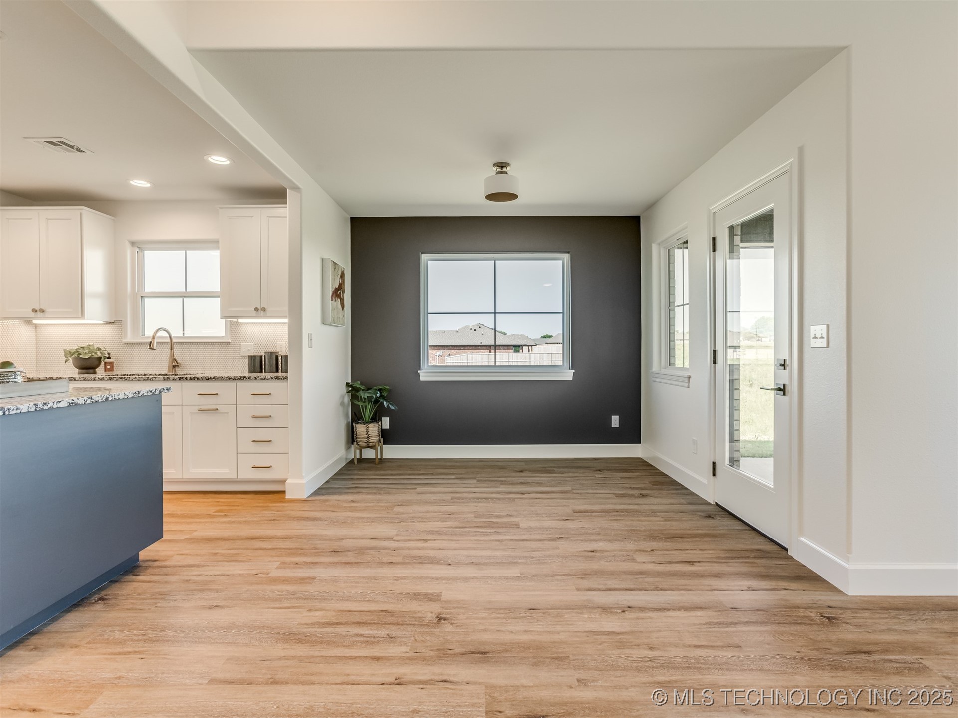 5908 Coldspring Lane Property Photo 10