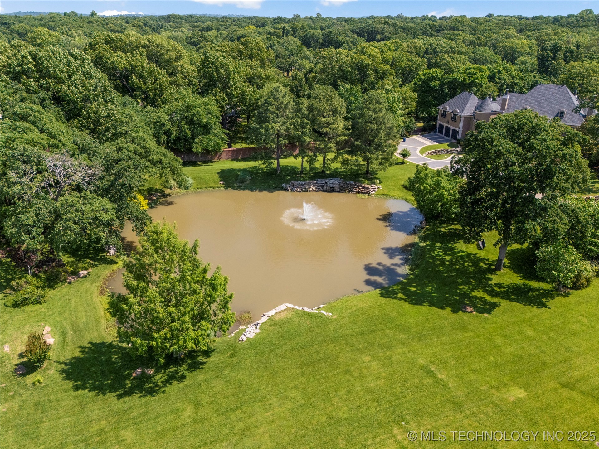 10912 S New Haven Avenue Property Photo 9