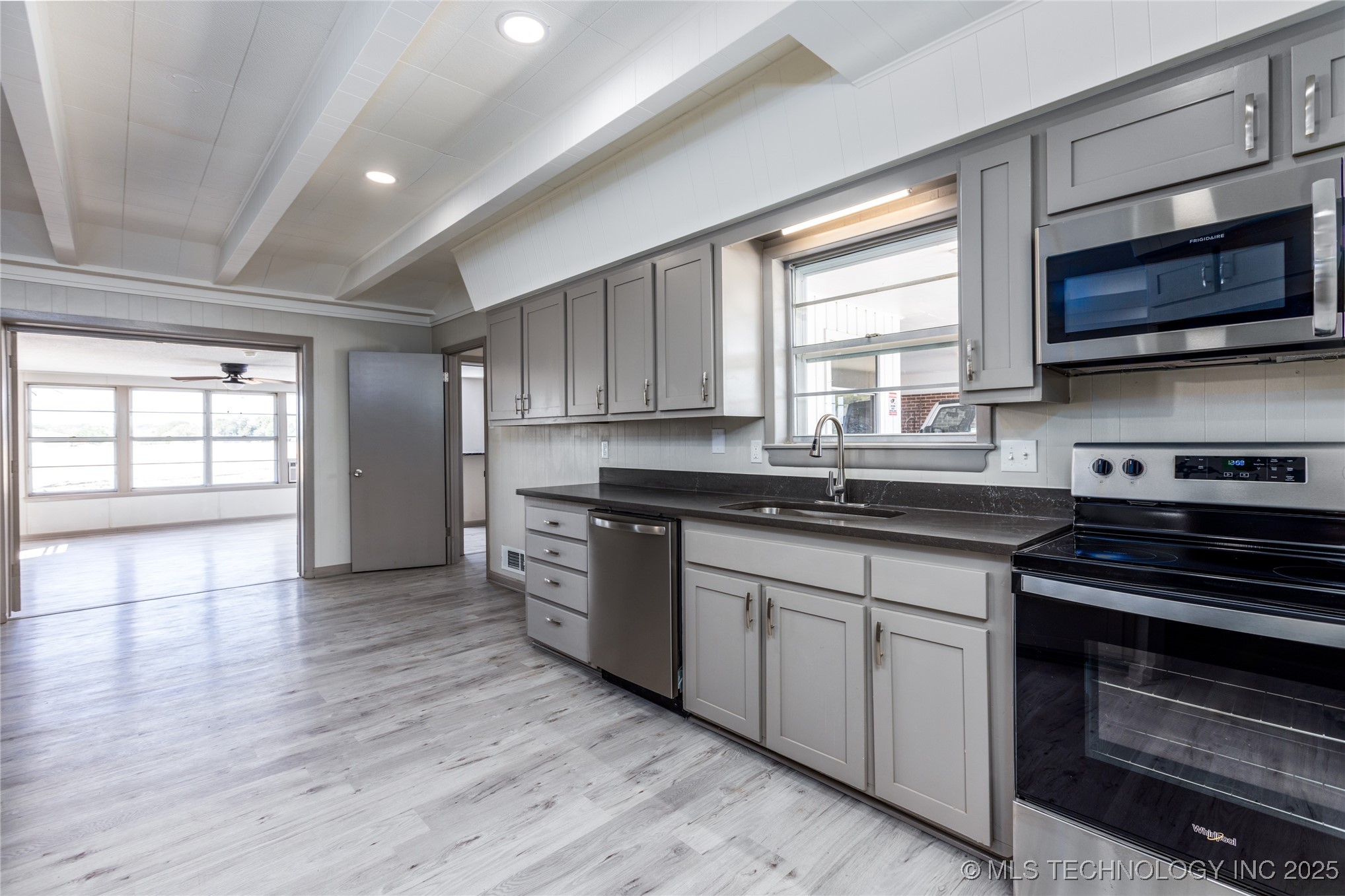 4001 N Washington Property Photo 10