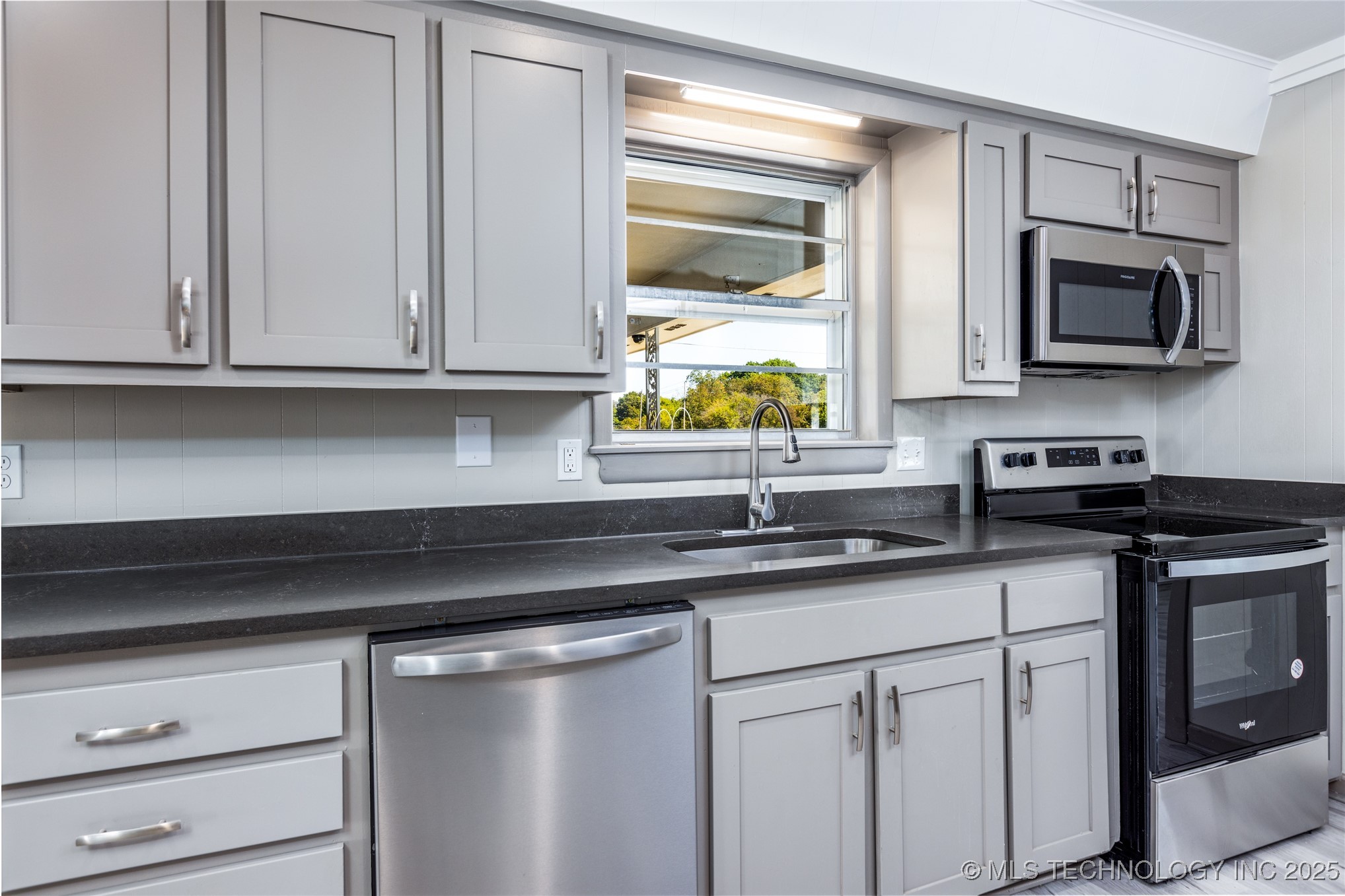 4001 N Washington Property Photo 12