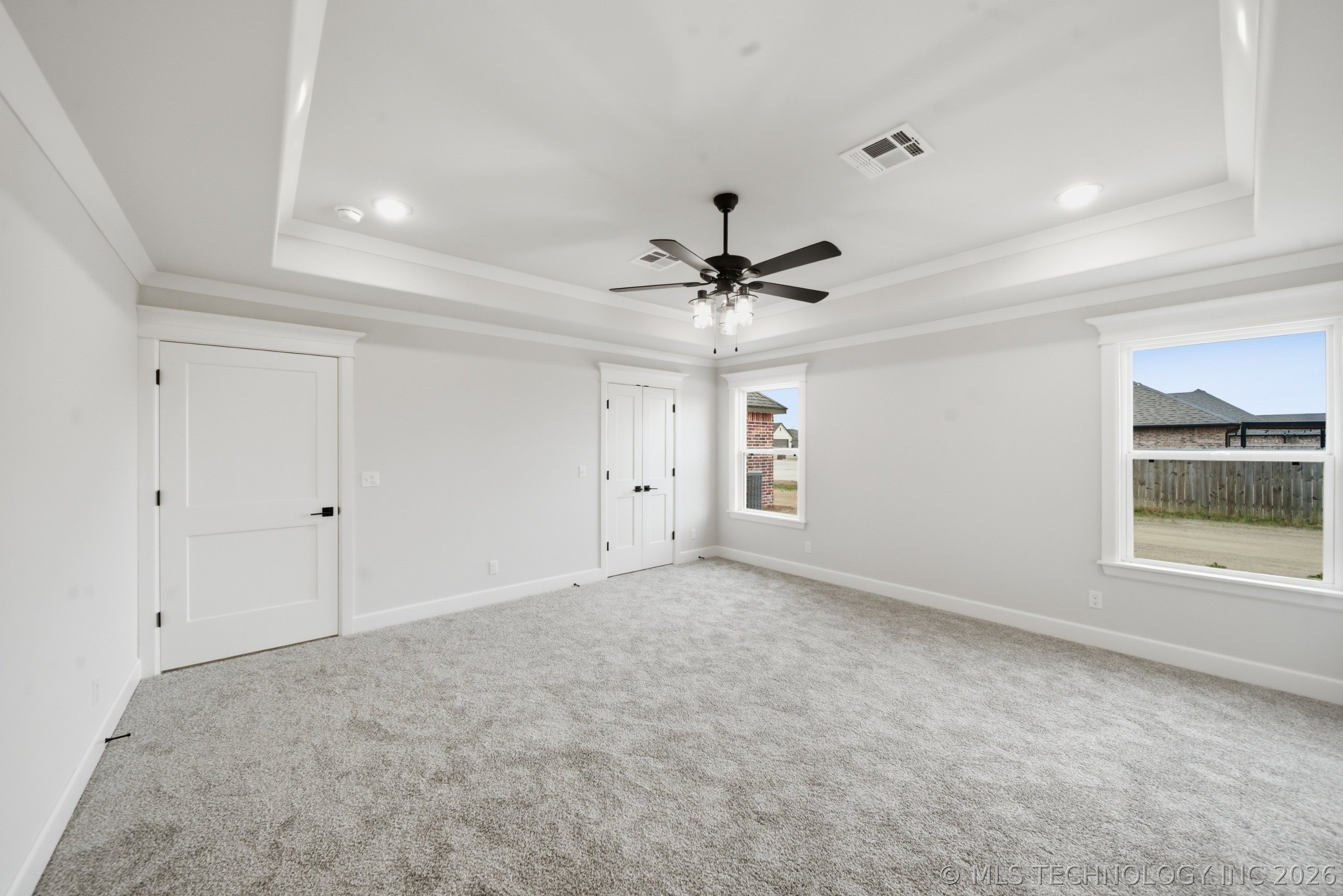 14256 N 71st East Avenue Property Photo 28