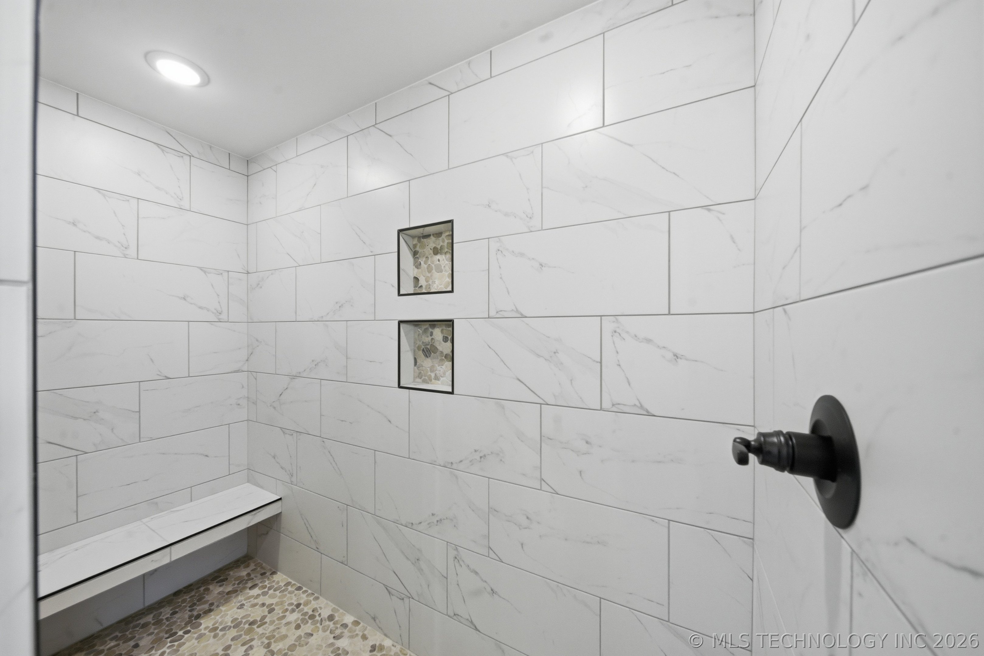 14256 N 71st East Avenue Property Photo 30