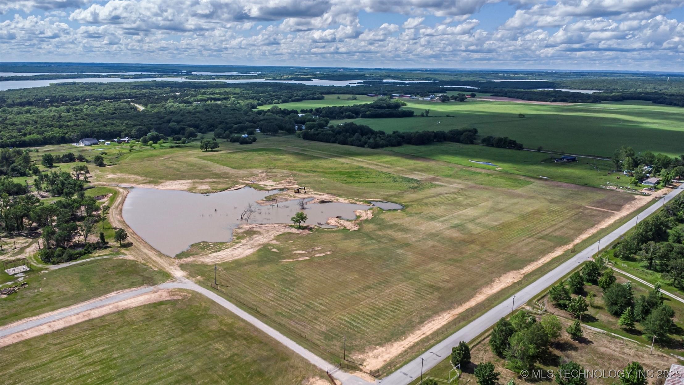 4 Scott Road Property Photo 9