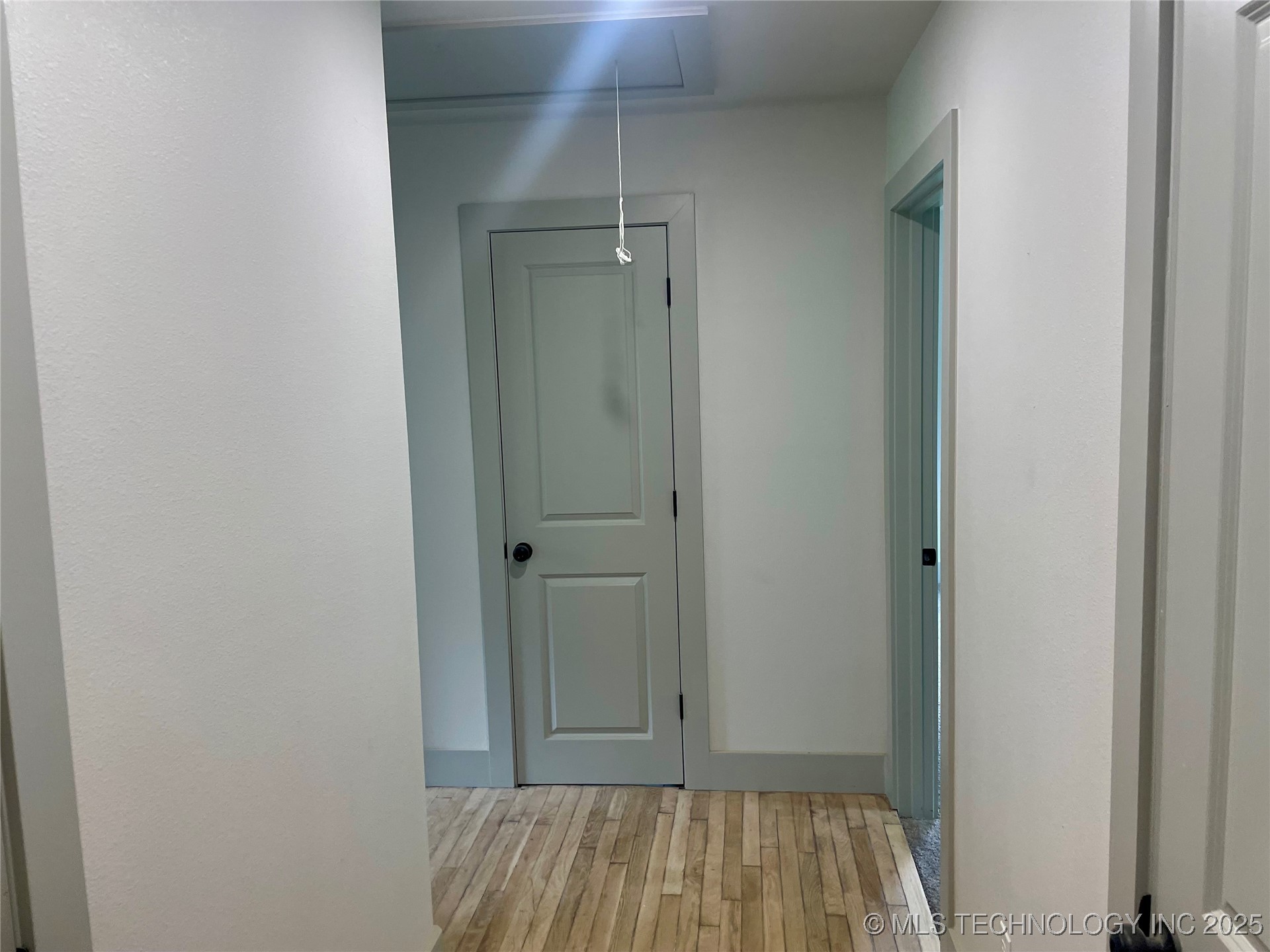 305 E Hickory Avenue Property Photo 16