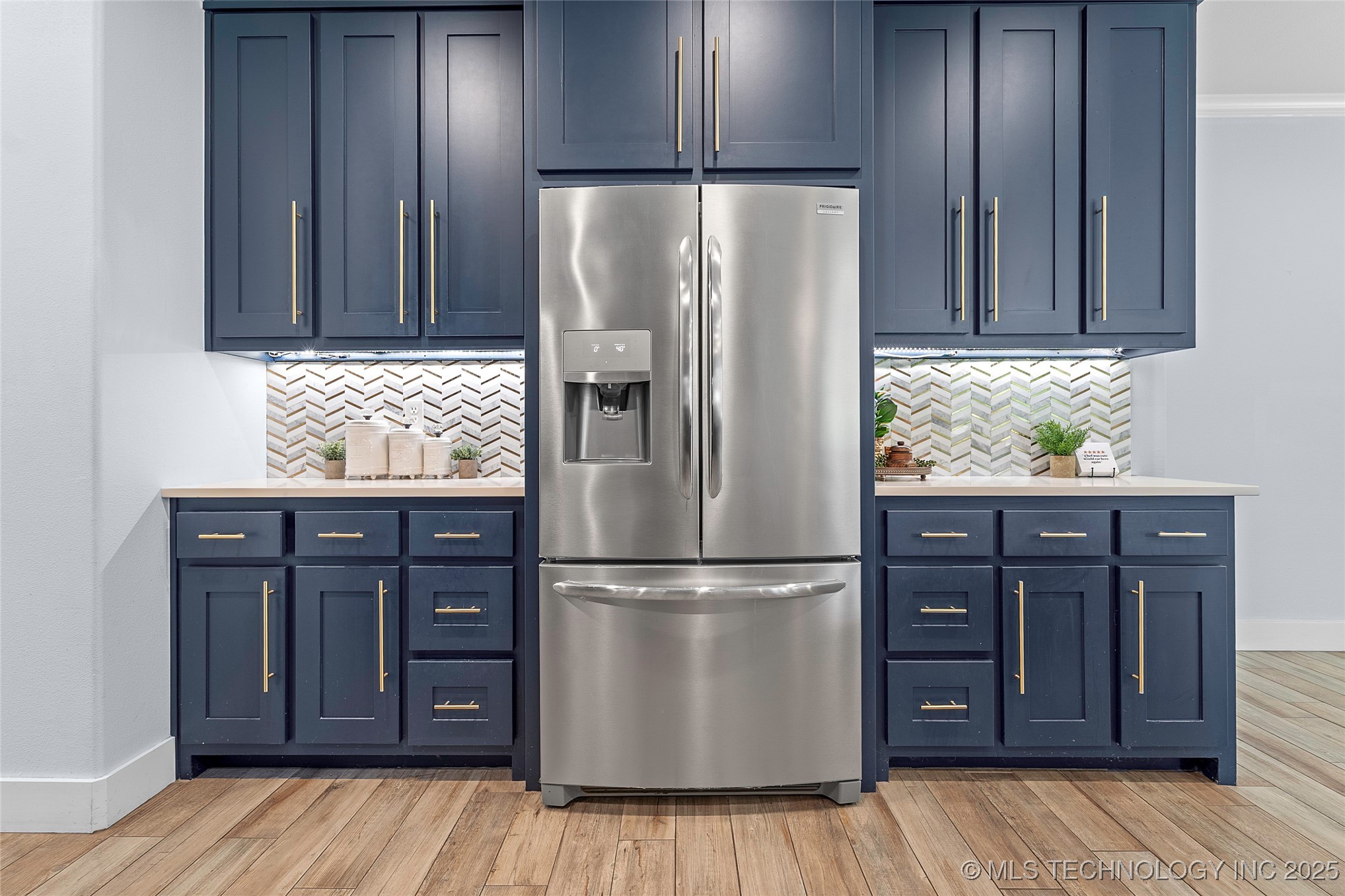 1223 Buckingham Property Photo 14