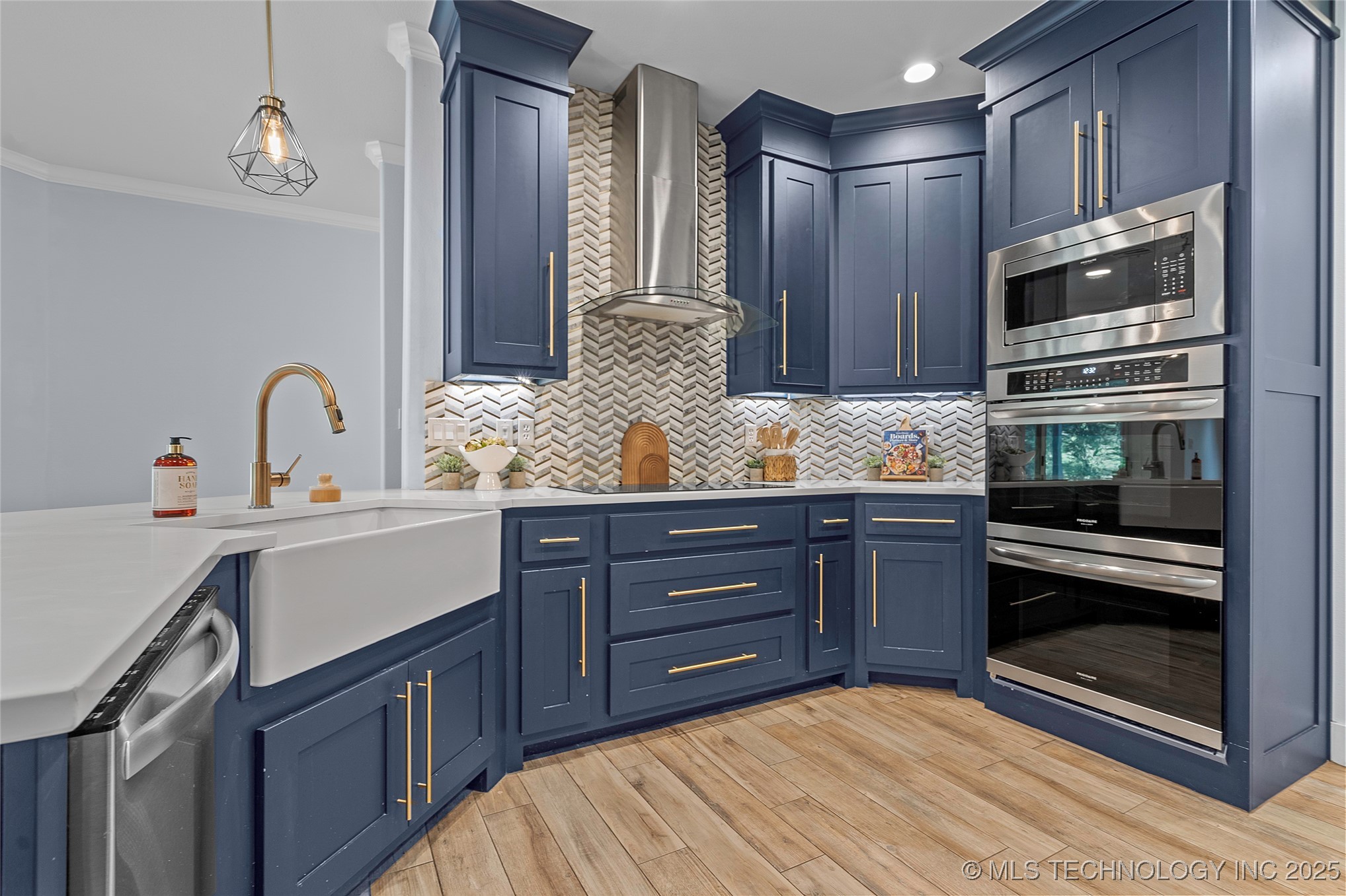 1223 Buckingham Property Photo 15