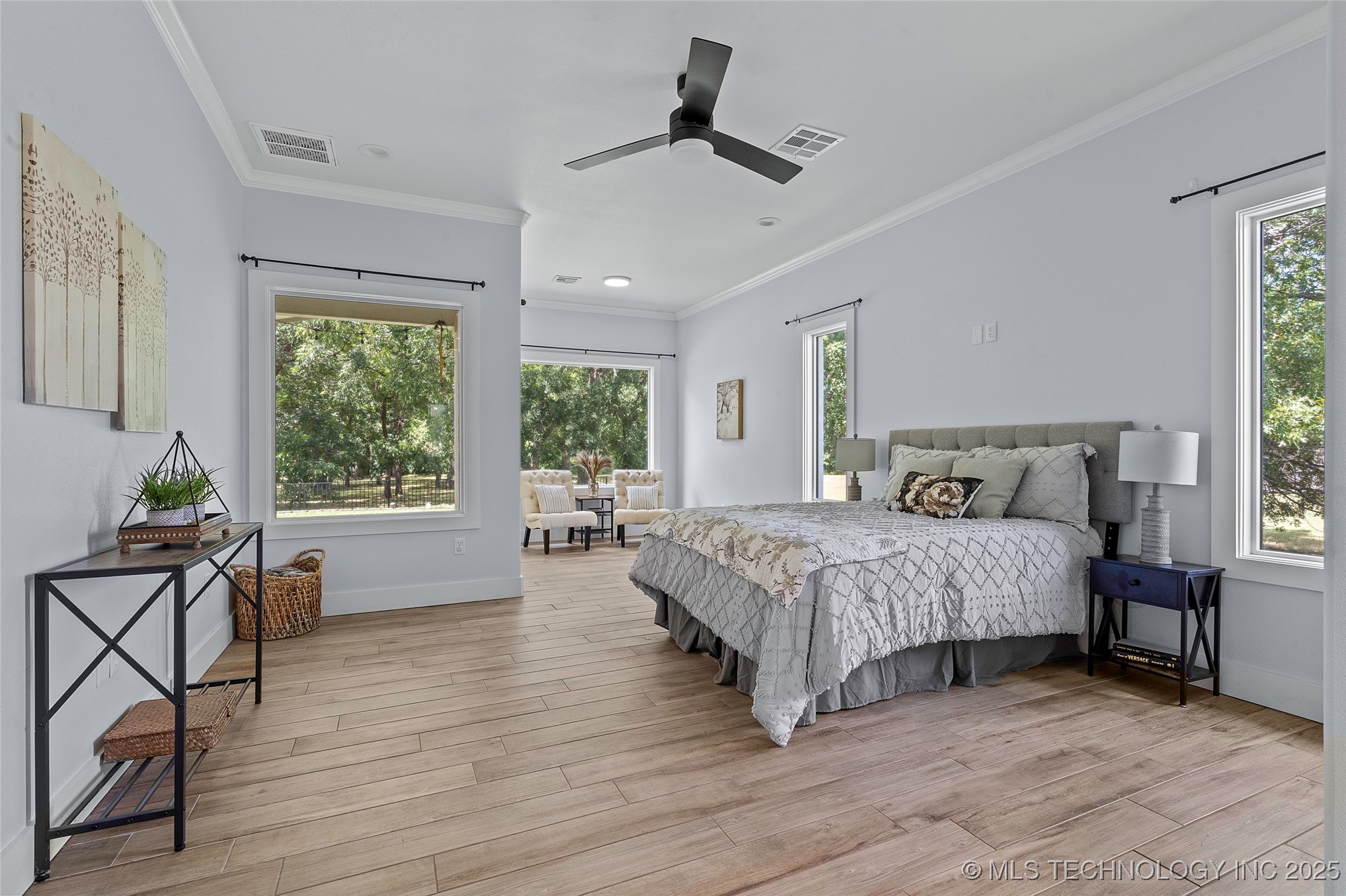 1223 Buckingham Property Photo 20