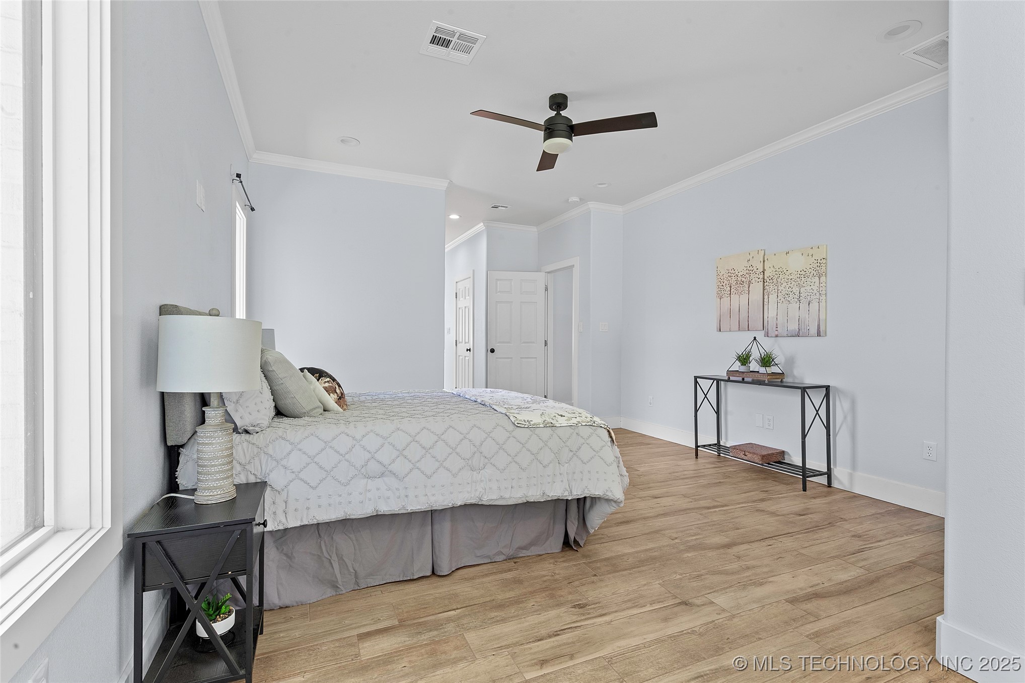 1223 Buckingham Property Photo 23