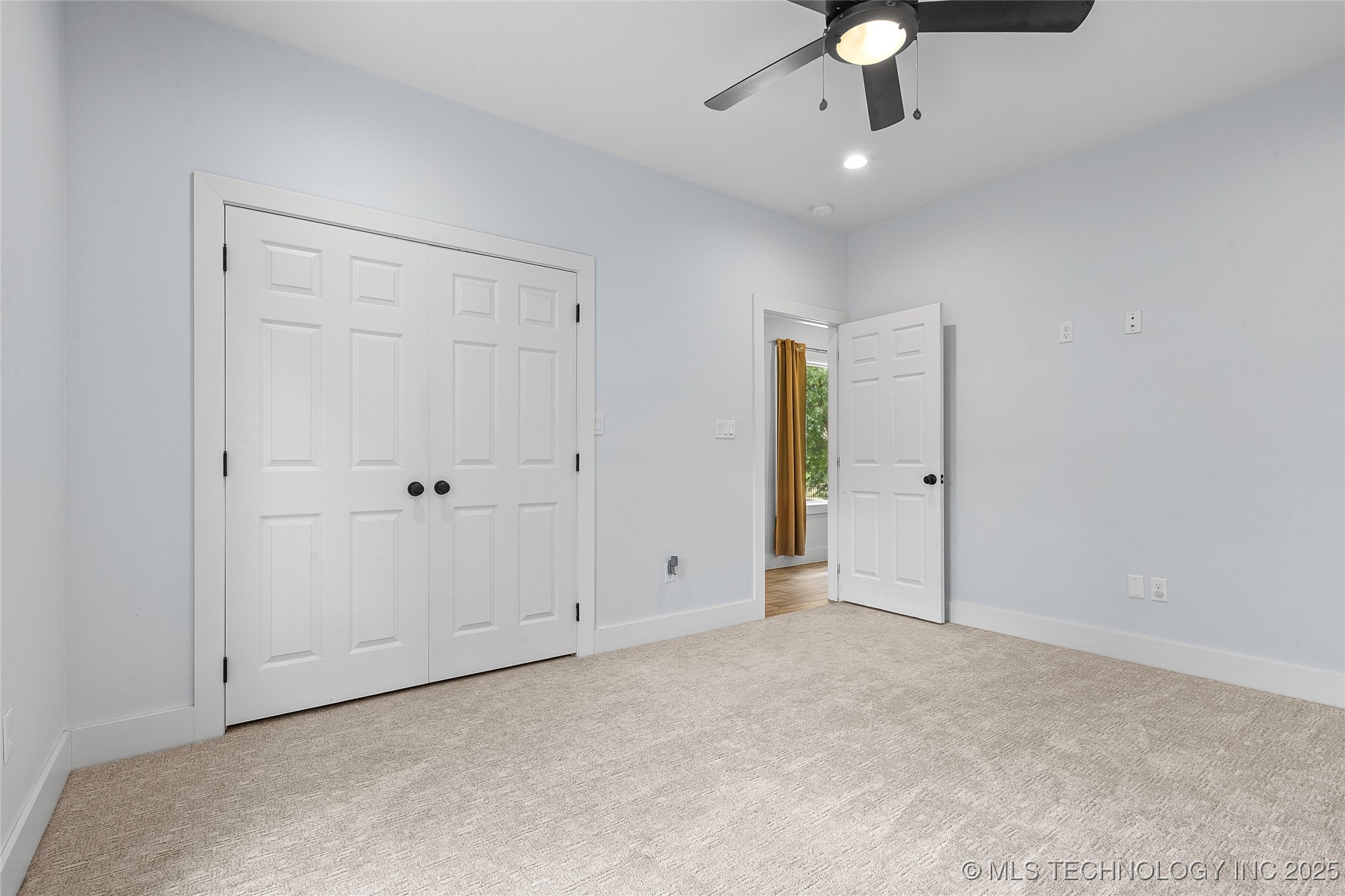 1223 Buckingham Property Photo 31